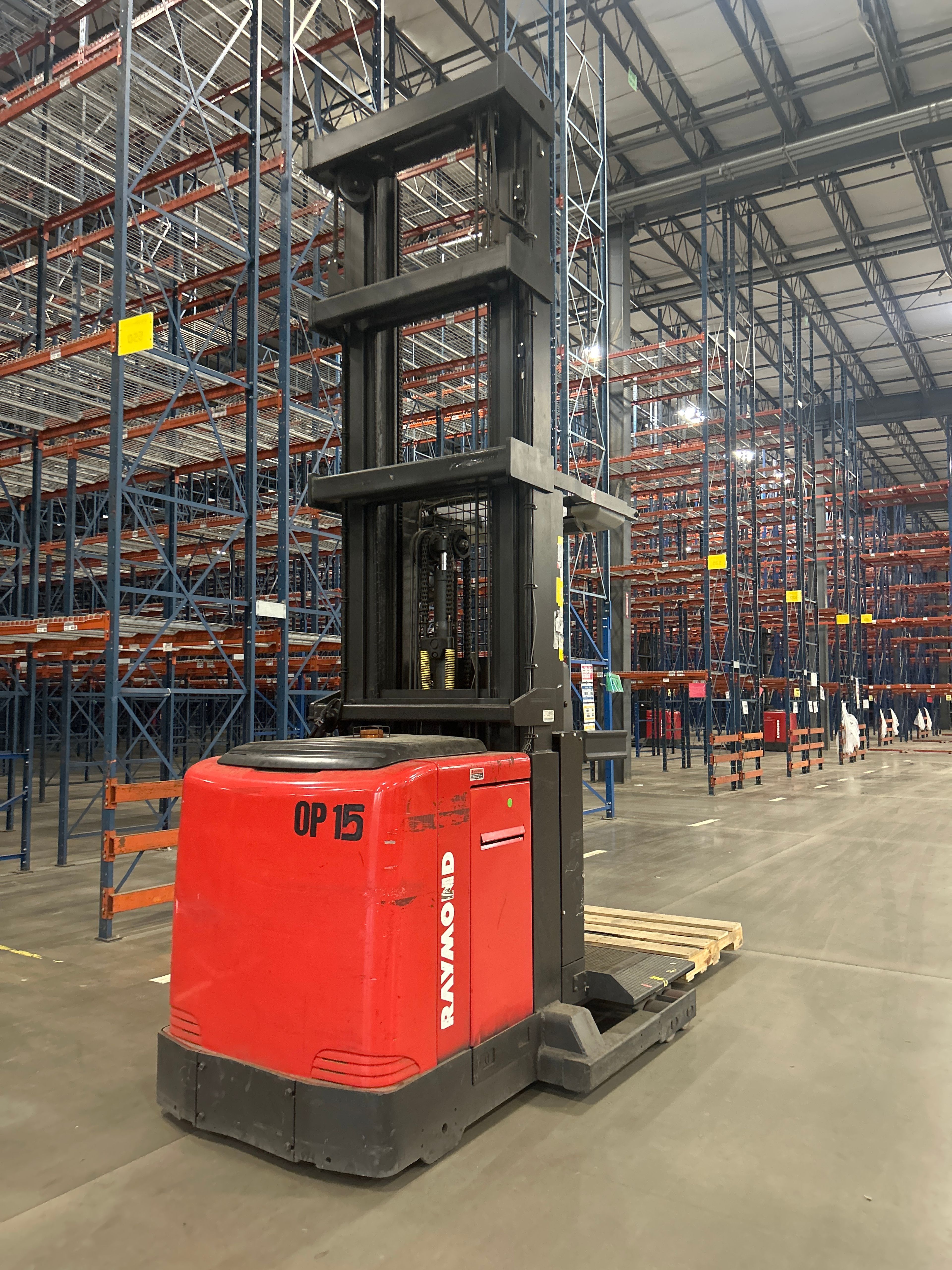 Raymond Order Picker - Wire Guided - Document 2