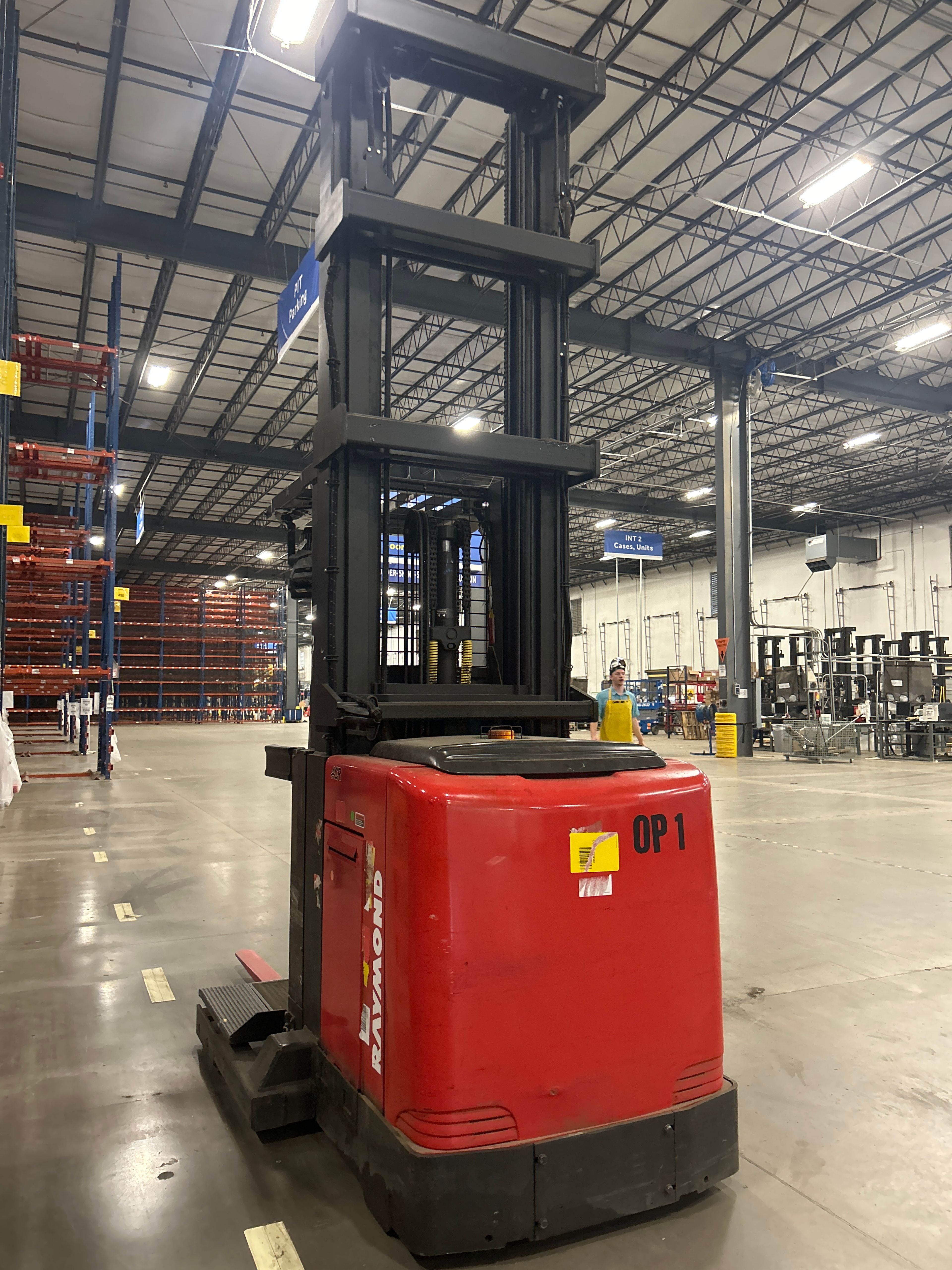 Raymond Order Picker - Wire Guided - Document 2