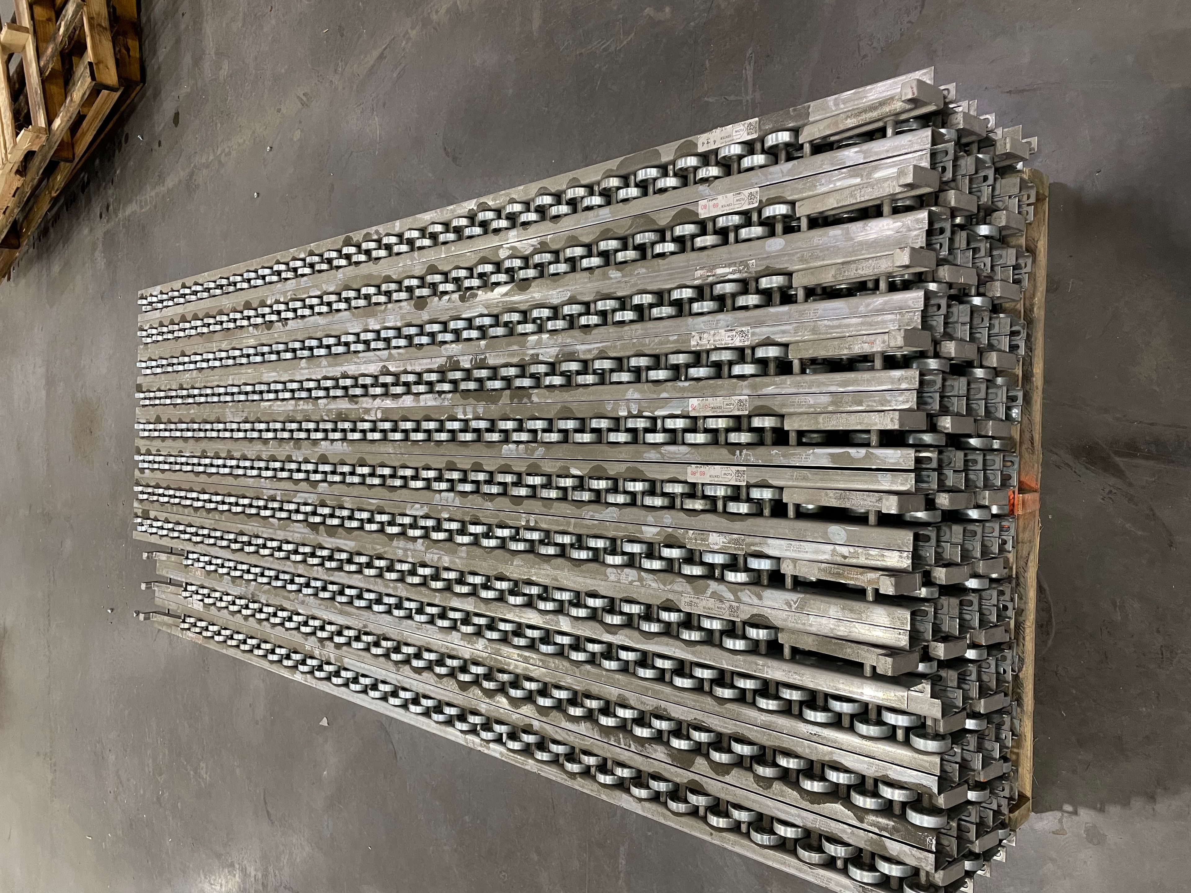 Pallet Flow - 96" - Double Whe - Document 2