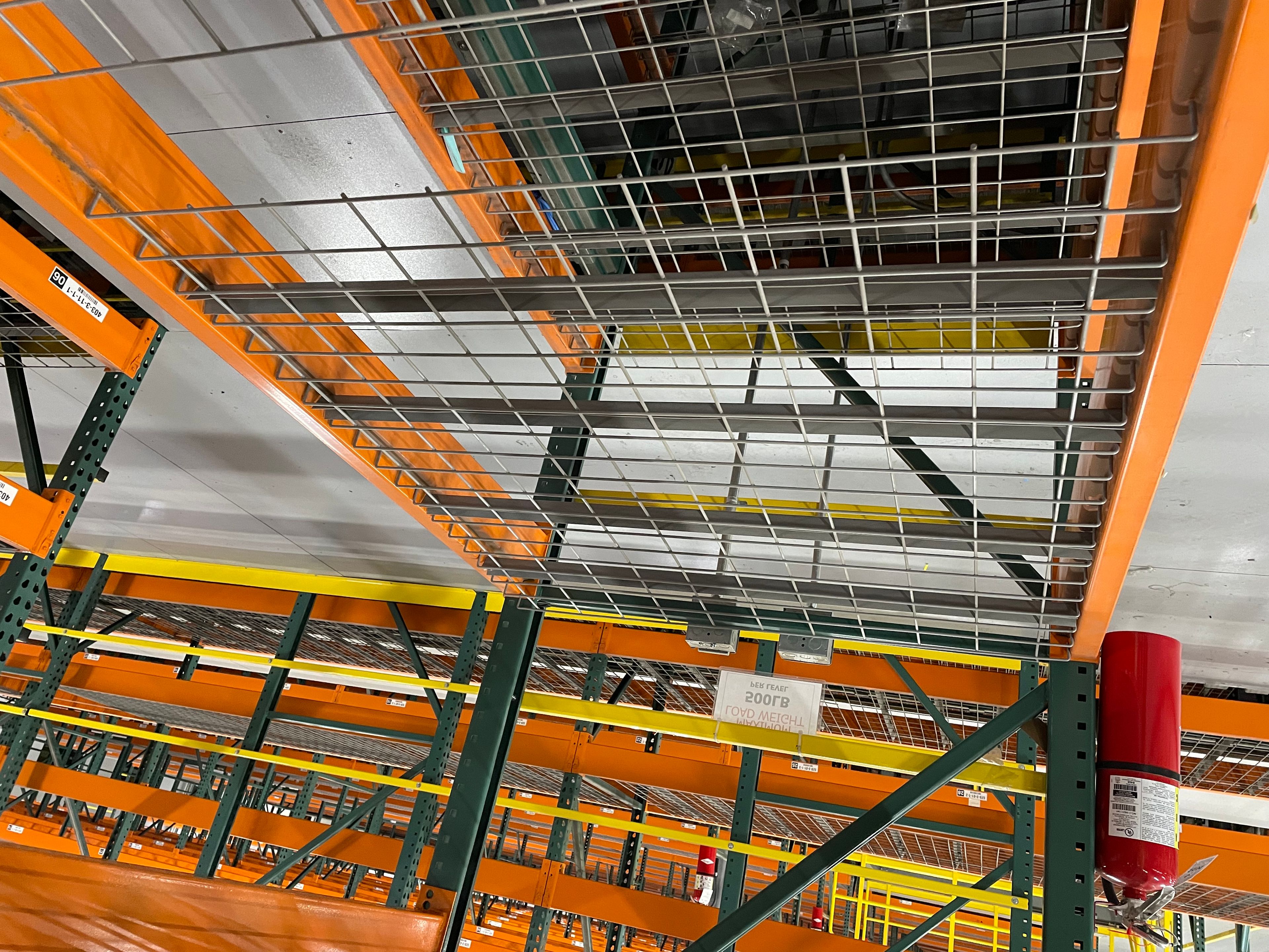 Wire Deck - 48" x 46" - Inside Waterfall