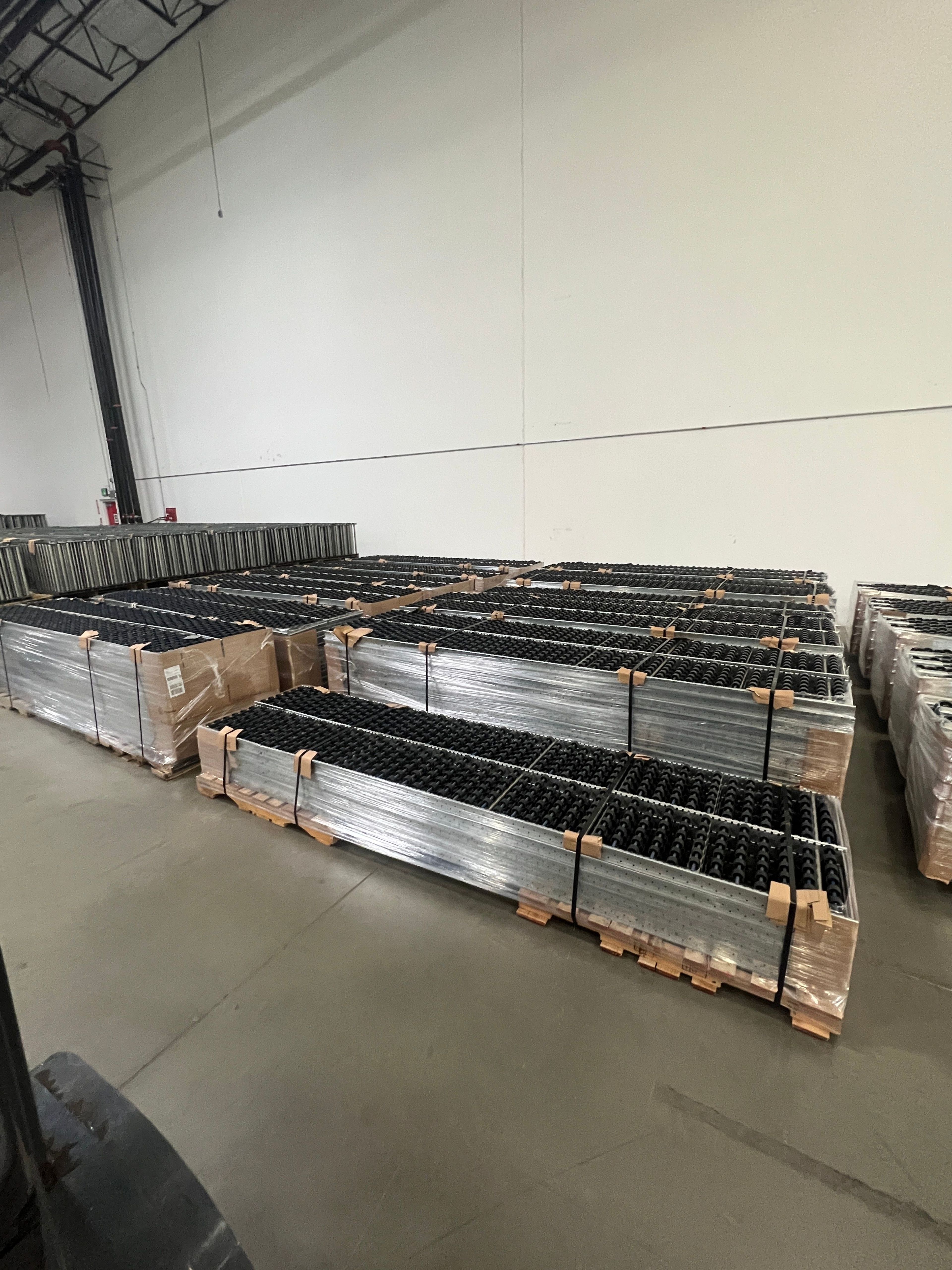 Carton Flow - 138" x 17" - Document 1