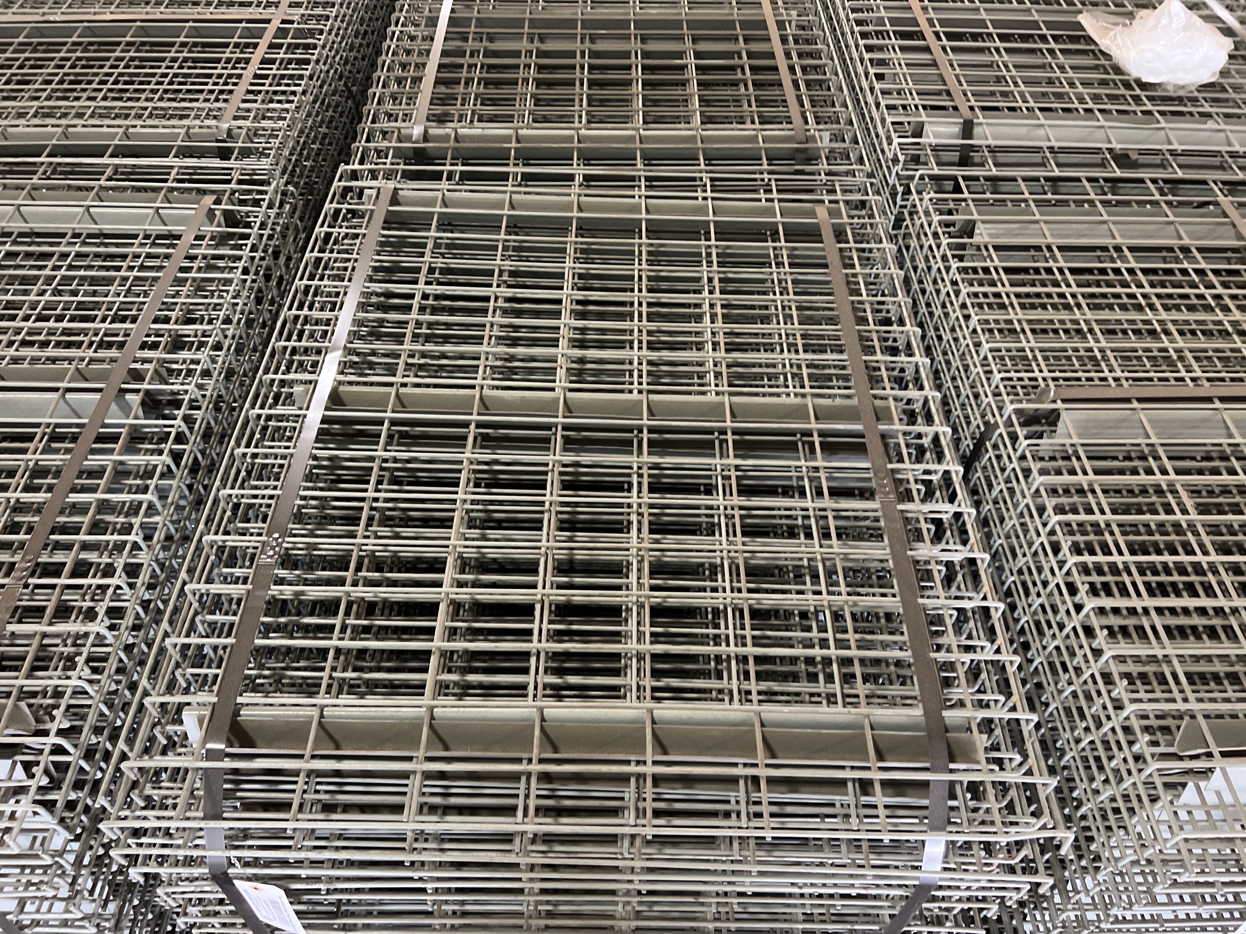 Wire Deck - 36" x 46" - Outside Waterfall