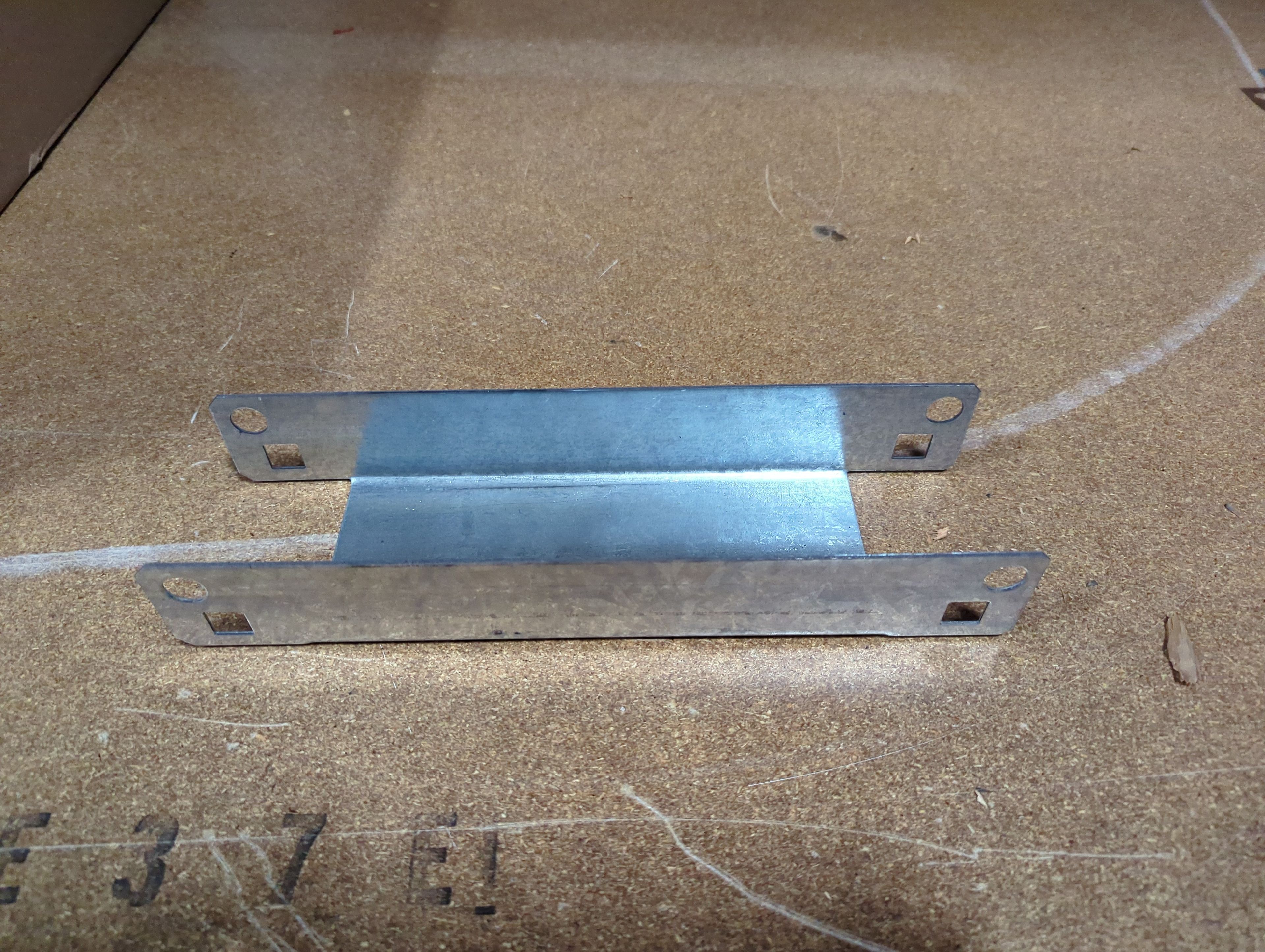 Row Spacer - 8" x 4" - Document 2