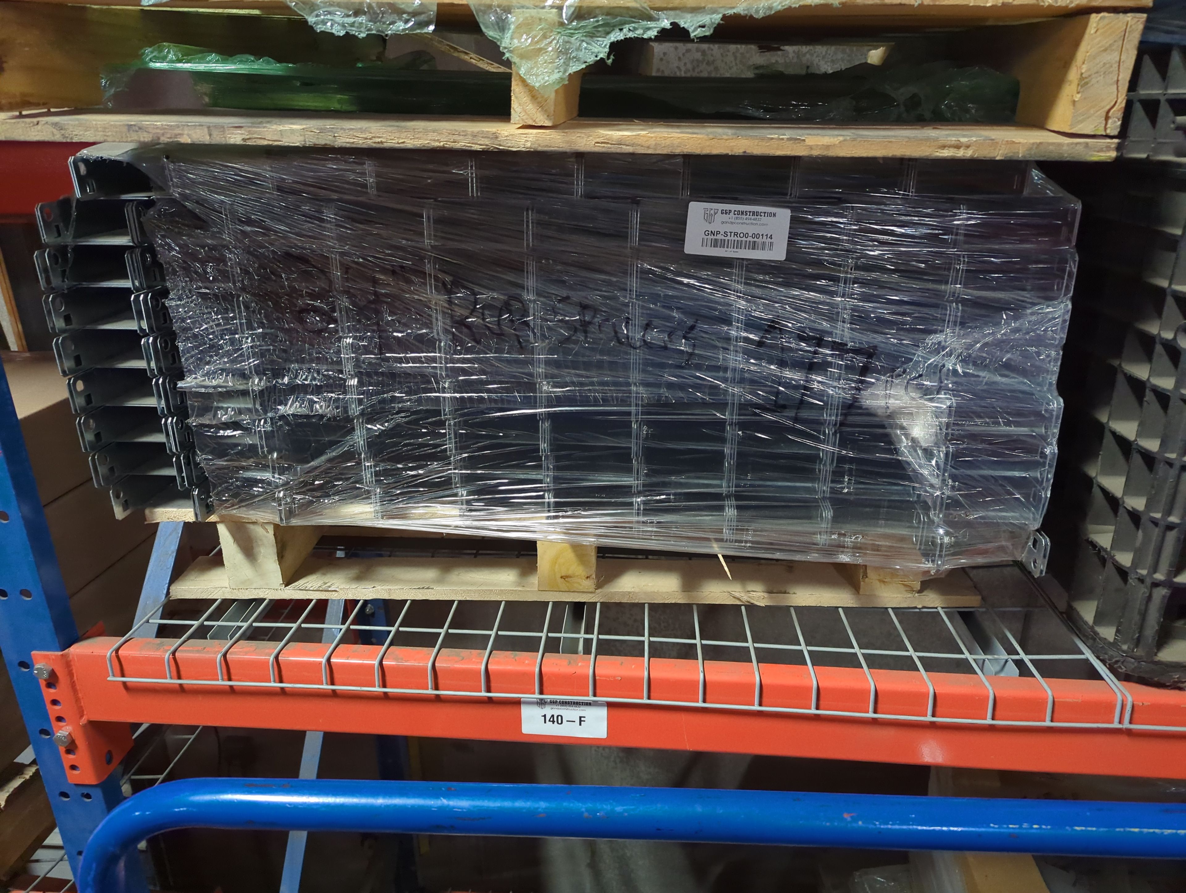 Row Spacer - 24" x 4"