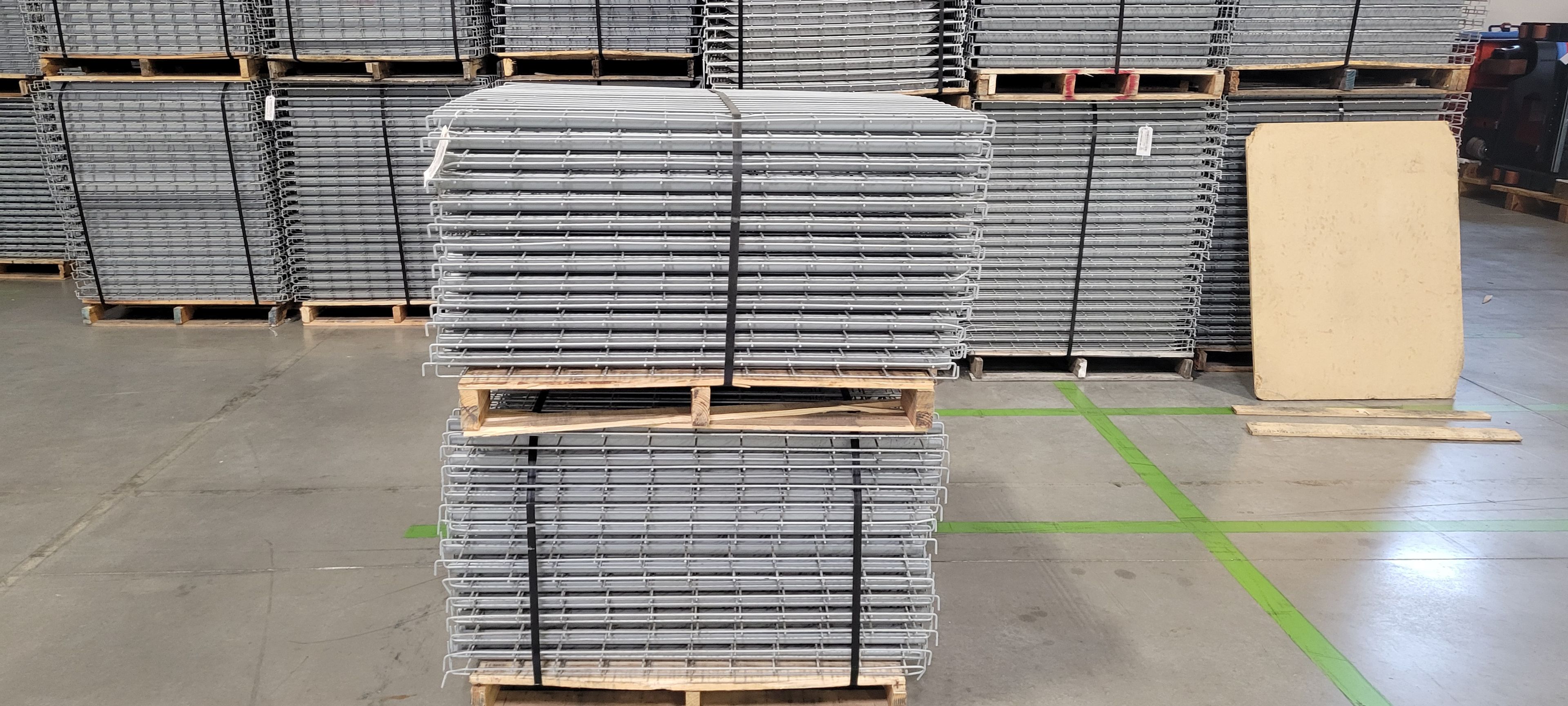 Wire Deck - 48" x 46" - Inside Waterfall - Document 3