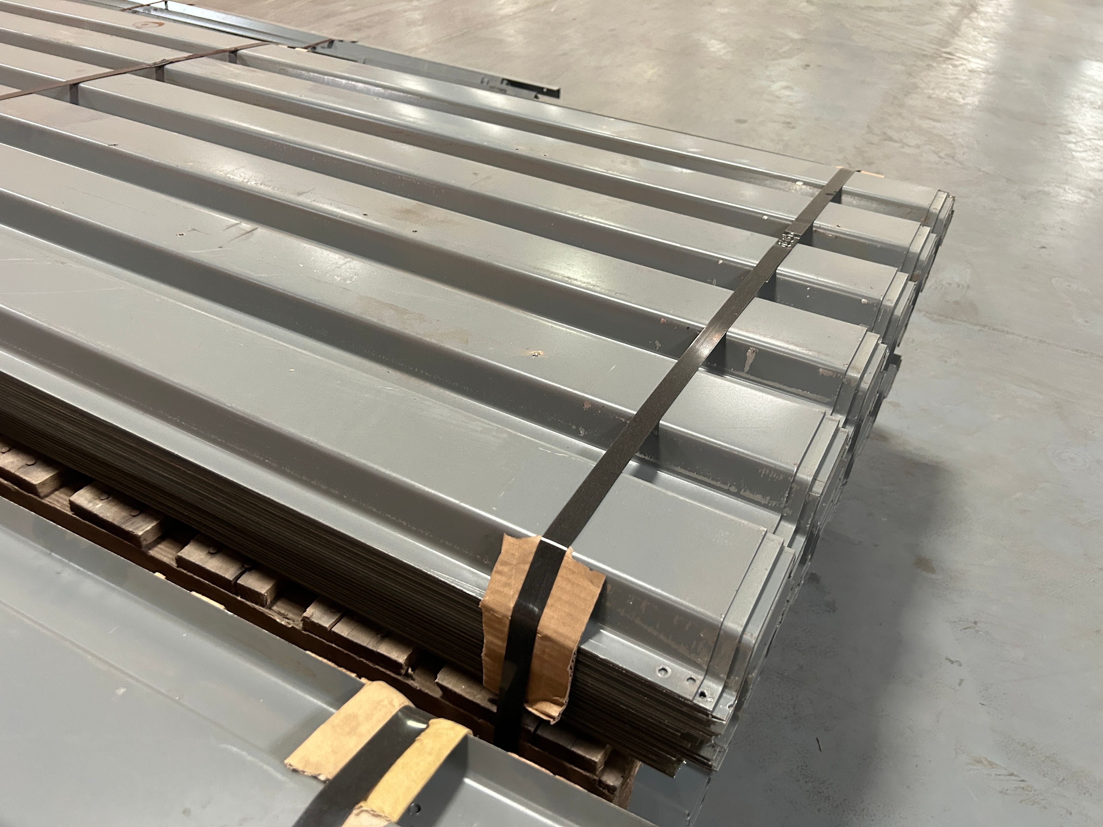 Roof Deck - 184" x 37