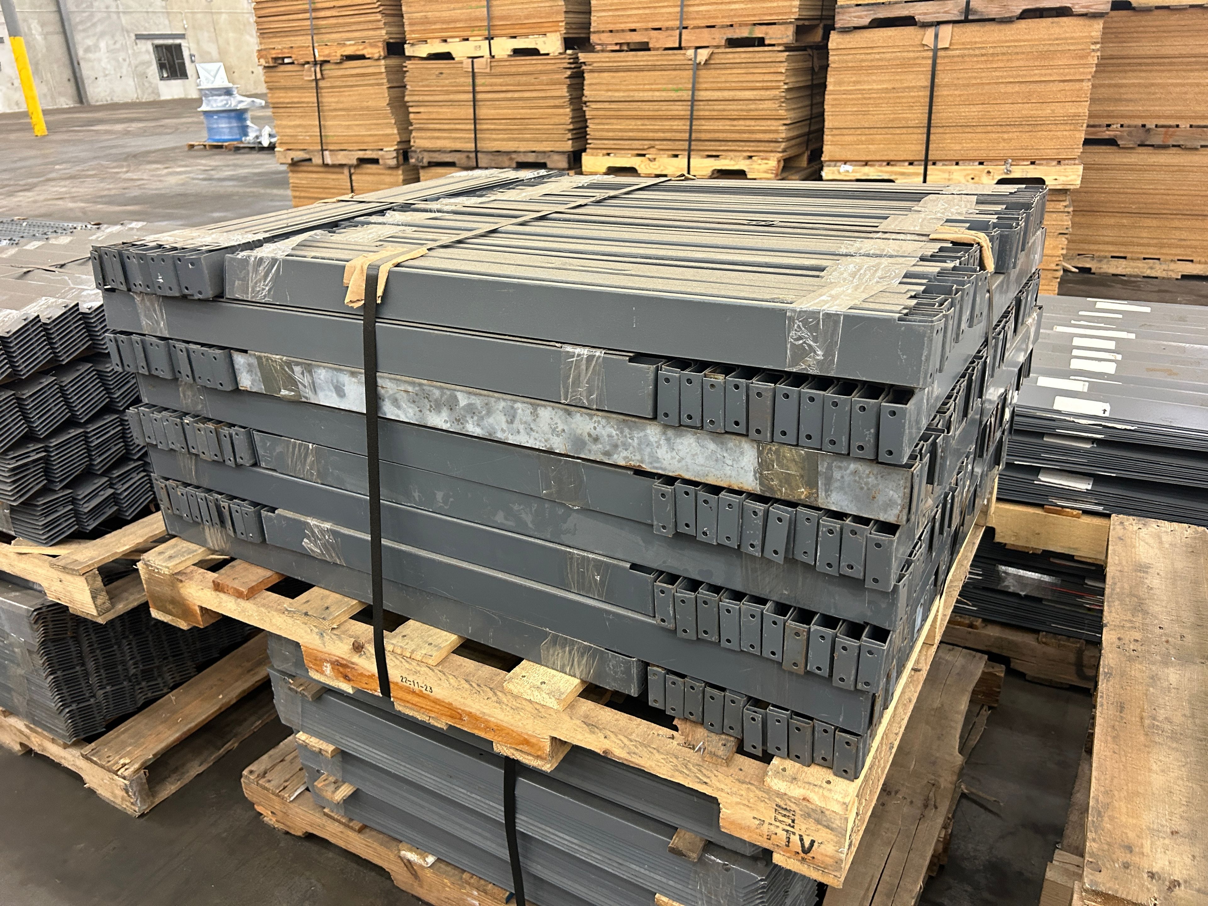 Riveted Shelving - Ground Hori - Document 2