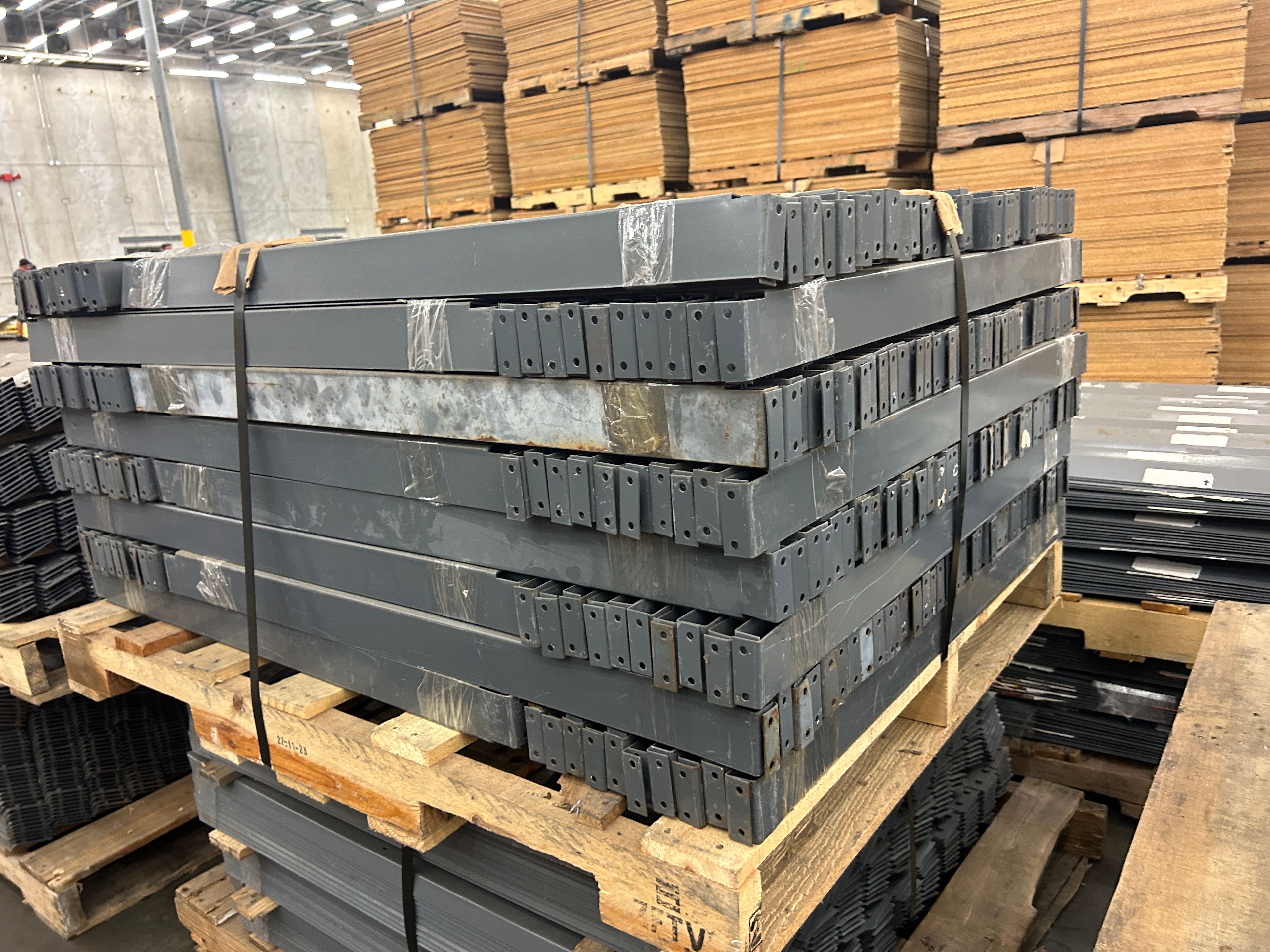 Riveted Shelving - Ground Hori - Document 3