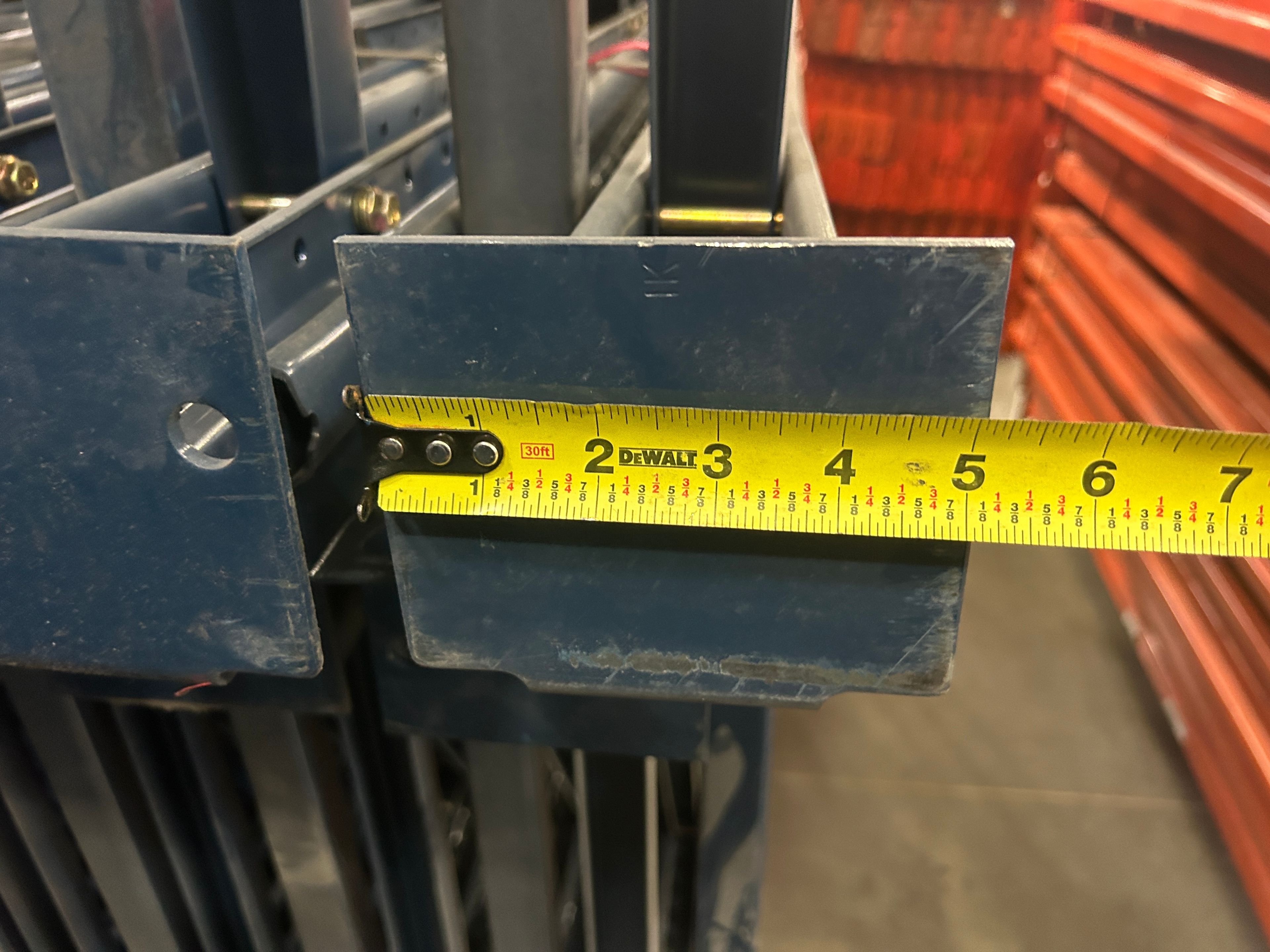 Upright - 8' x 48" - Teardrop - Document 1