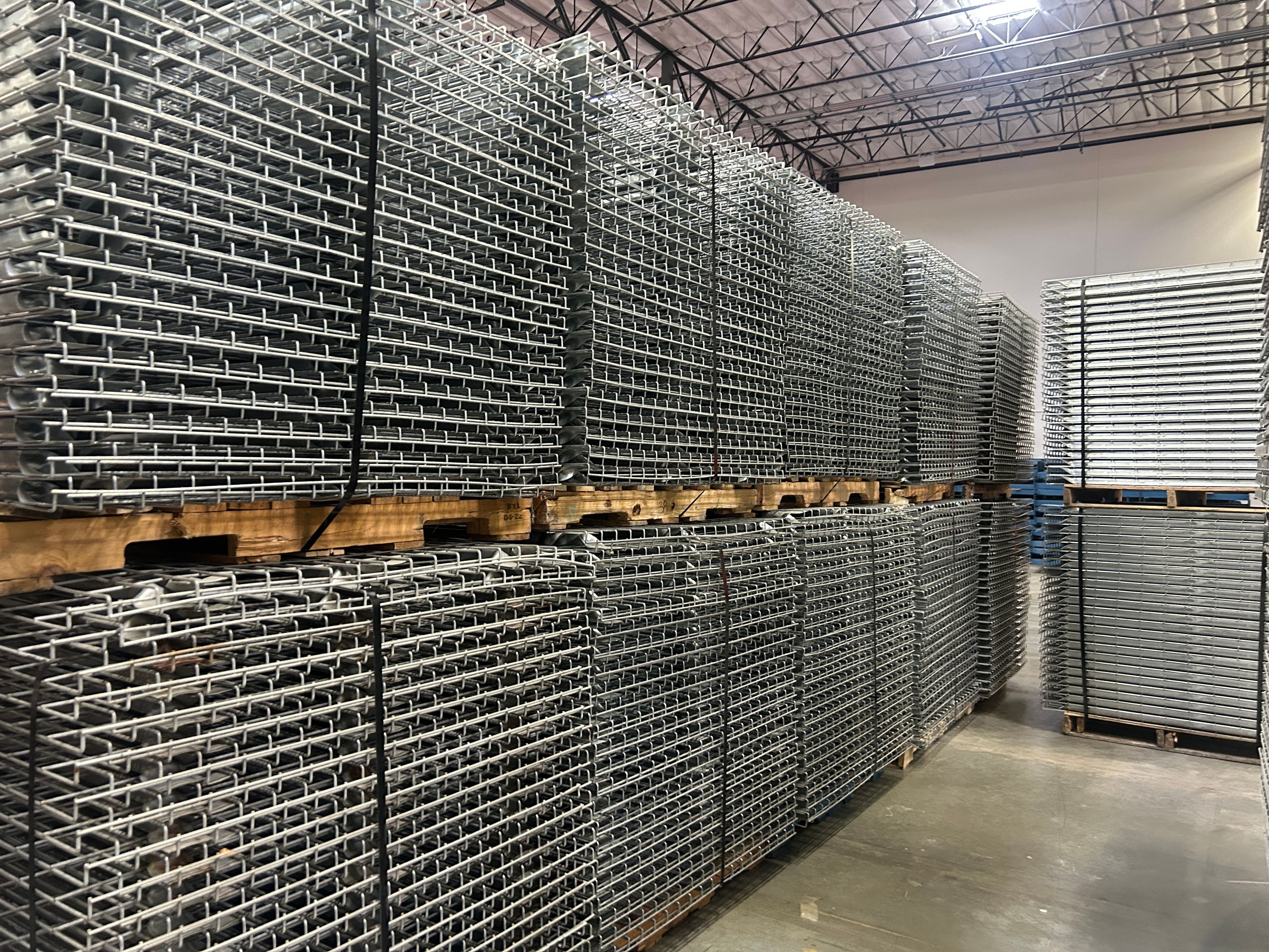 Wire Deck - 48" x 46" - Flared Outside Waterfall - Document 4