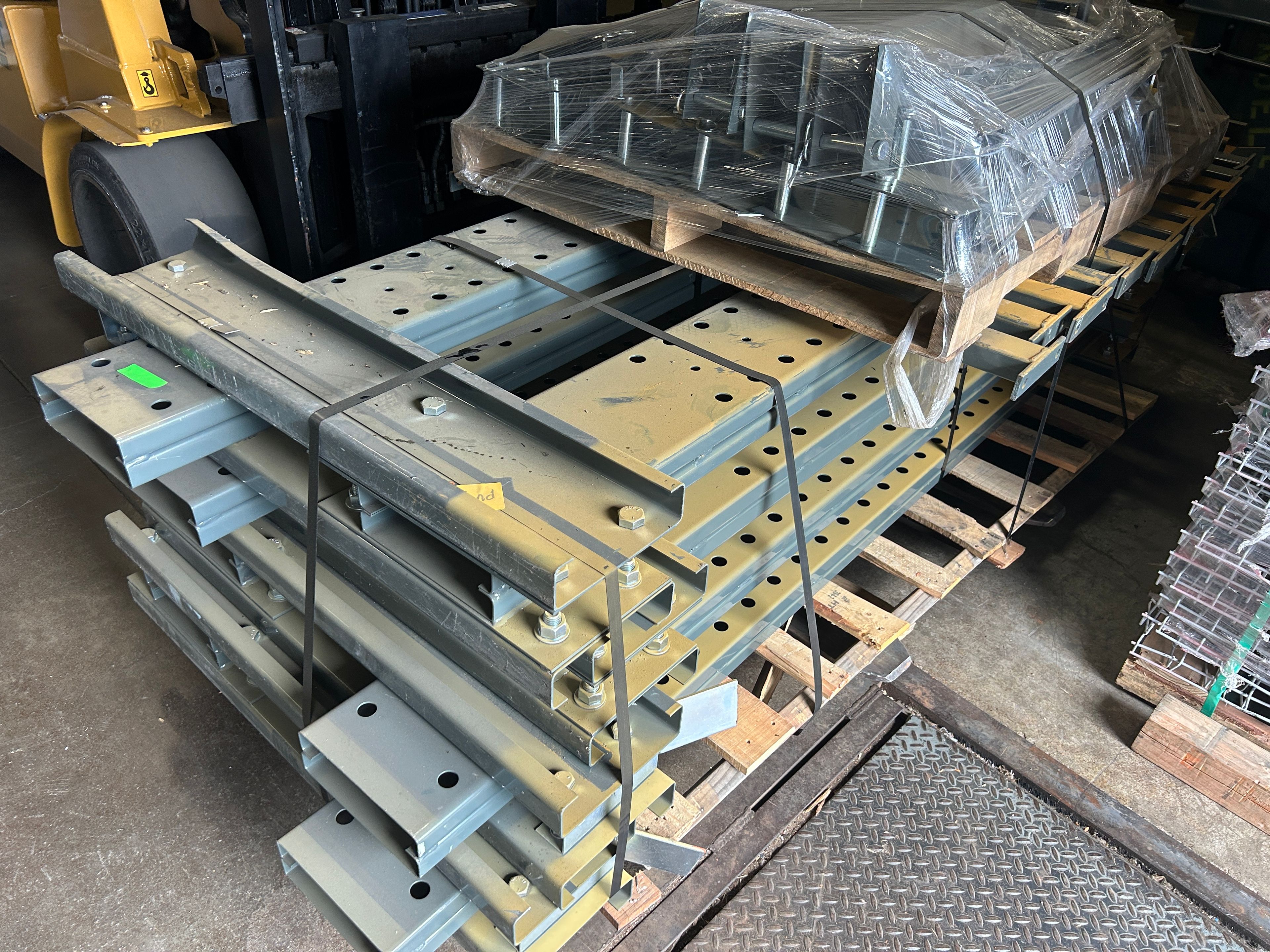 Cantilever sections - 8' x 40 - Document 1