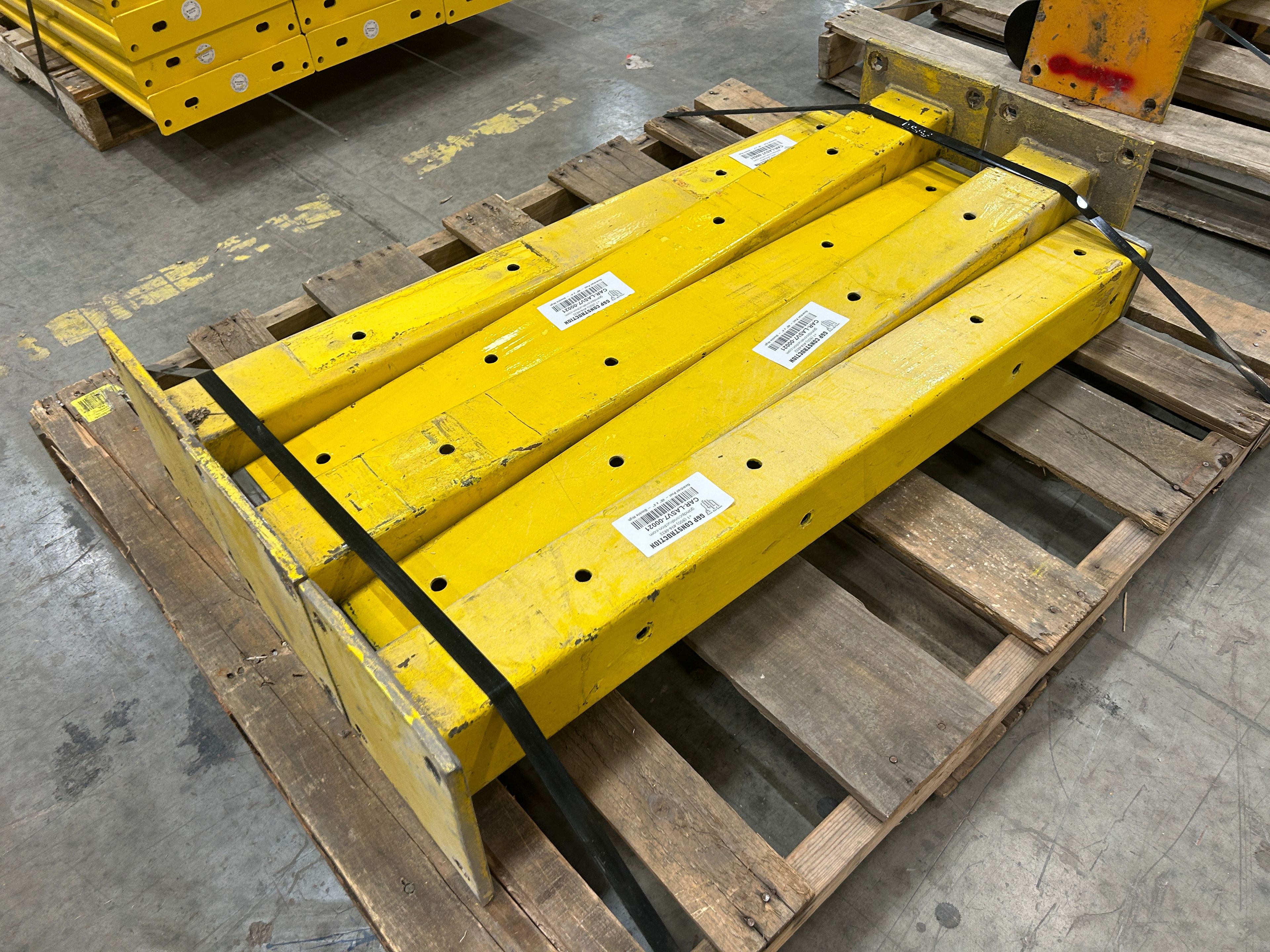 Guardrail Post - 40" x 4" - Do - Document 1