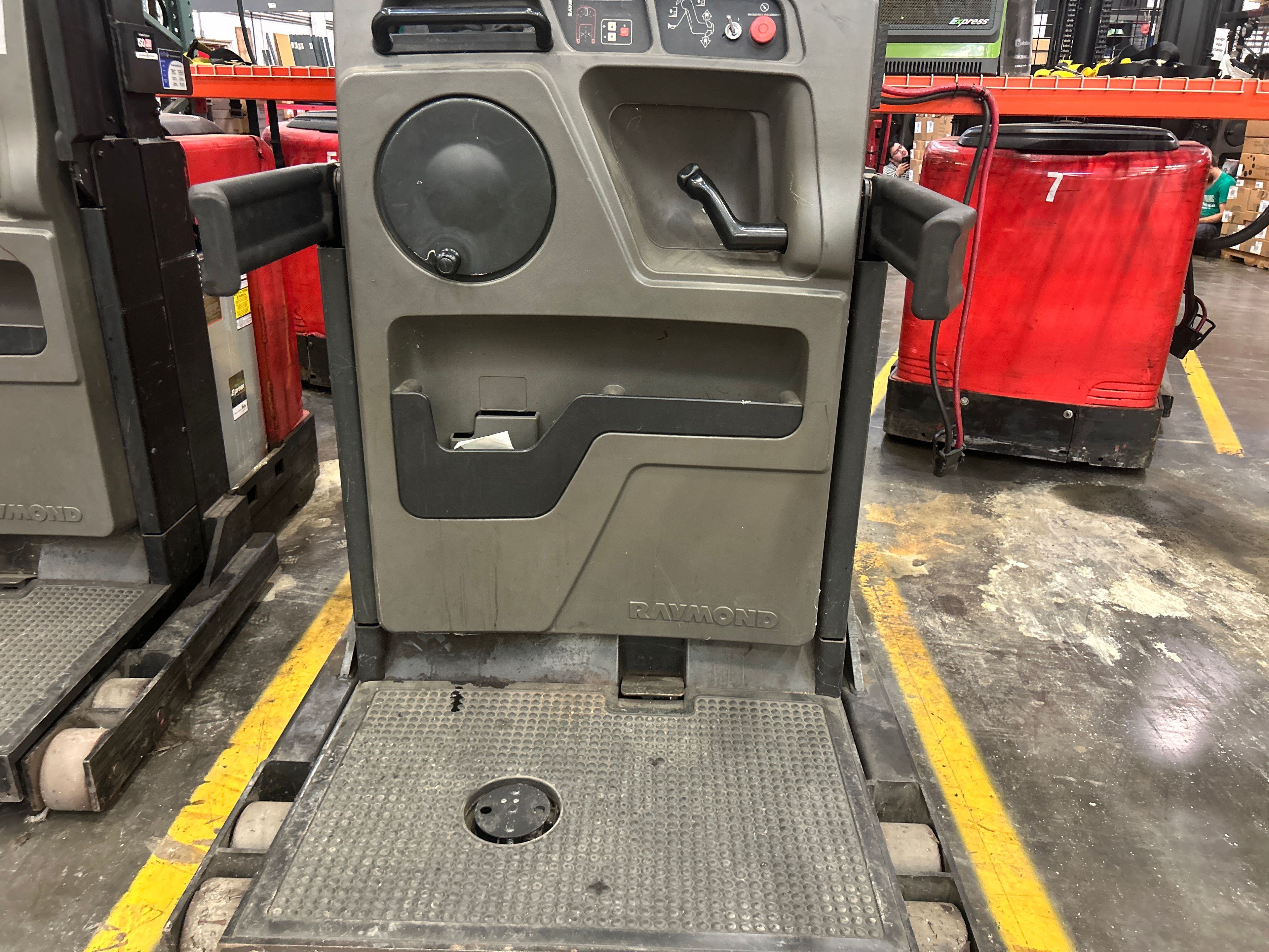 Raymond Order Picker - Document 4