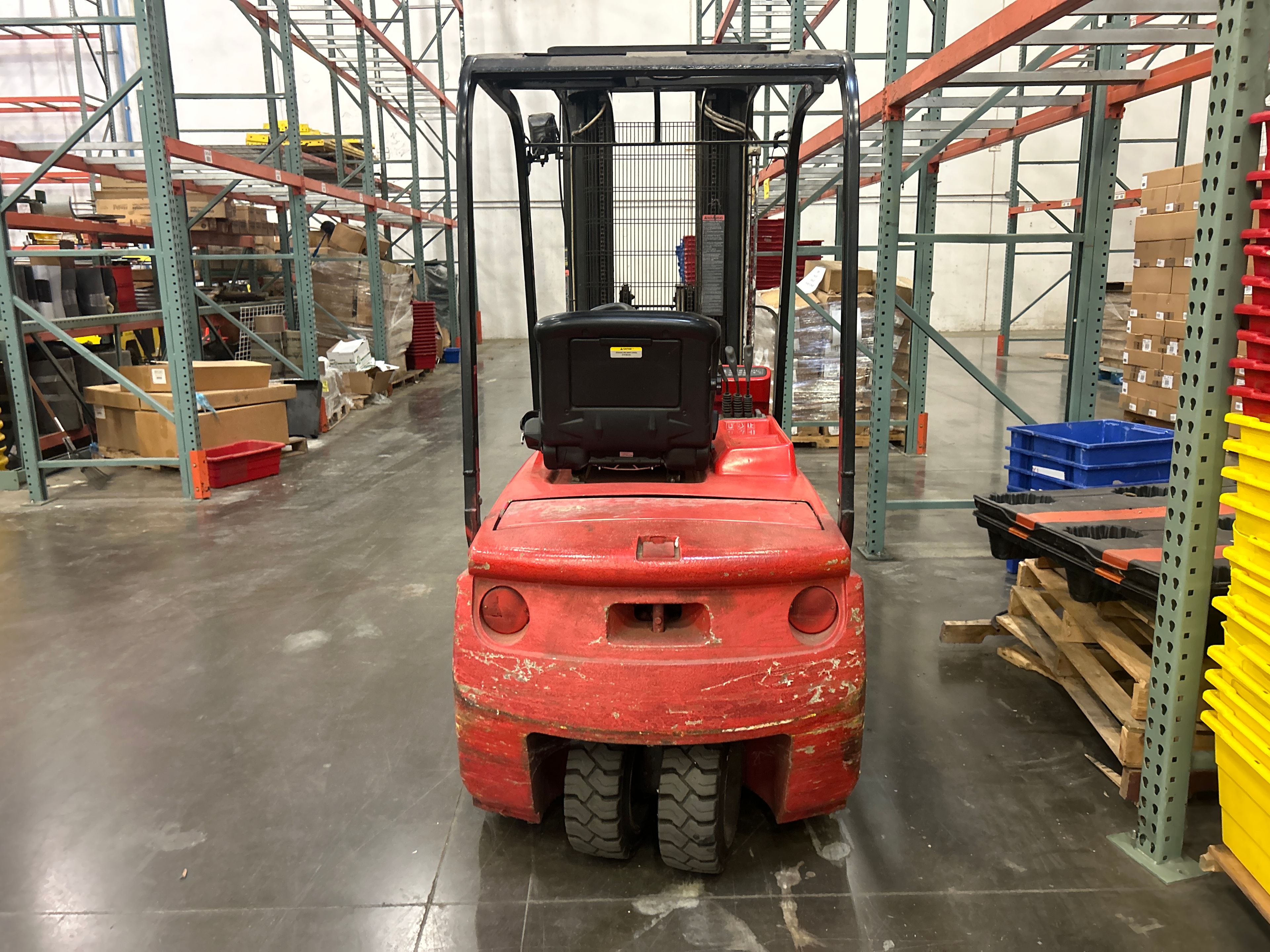 Forklift - Raymond Sit Down Co - Document 3