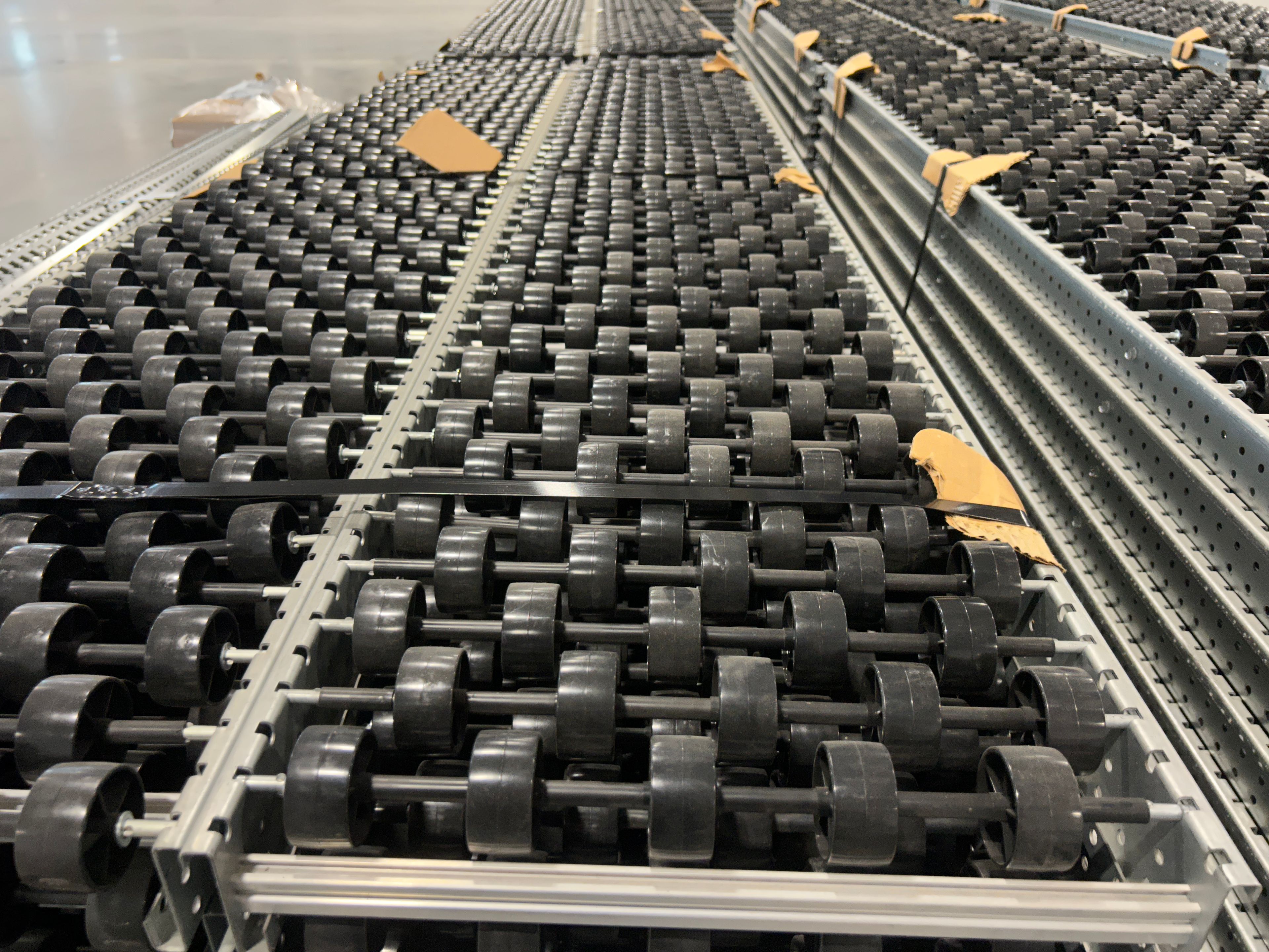 Carton Flow - 90" x 16" - Document 2