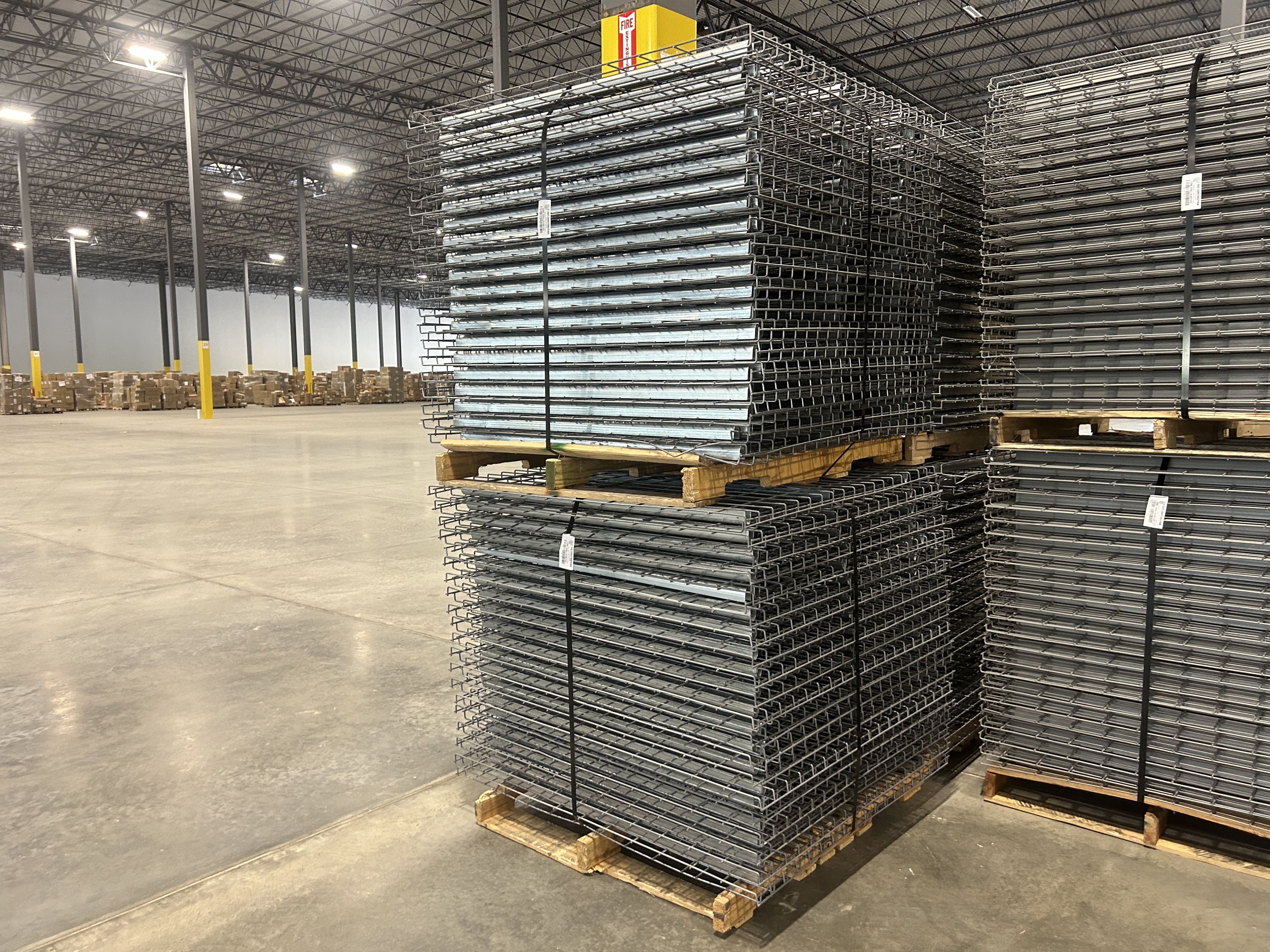 Wire Deck - 48" x 44" - Outside Waterfall