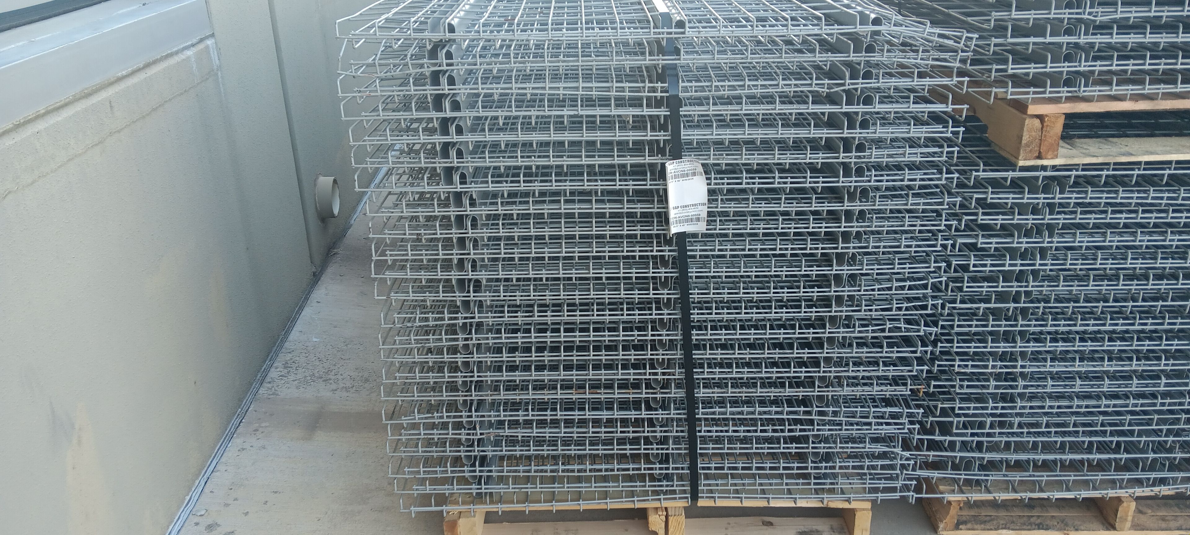 Wire Deck - 48" x 46" - Outside Waterfall - Document 2