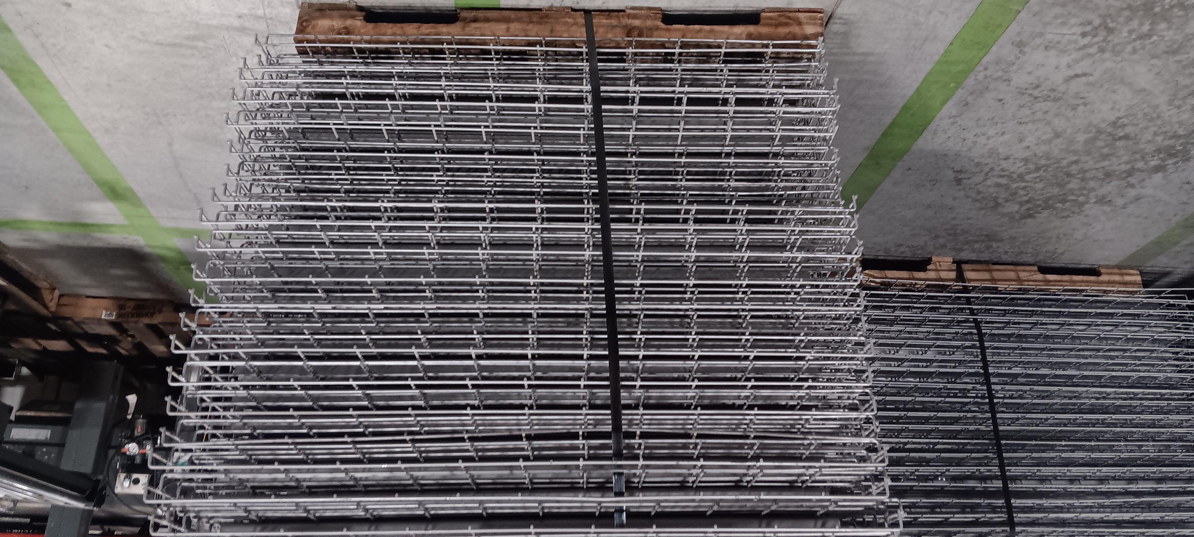 Wire Deck - 48" x 46" - Outside Waterfall - Document 3