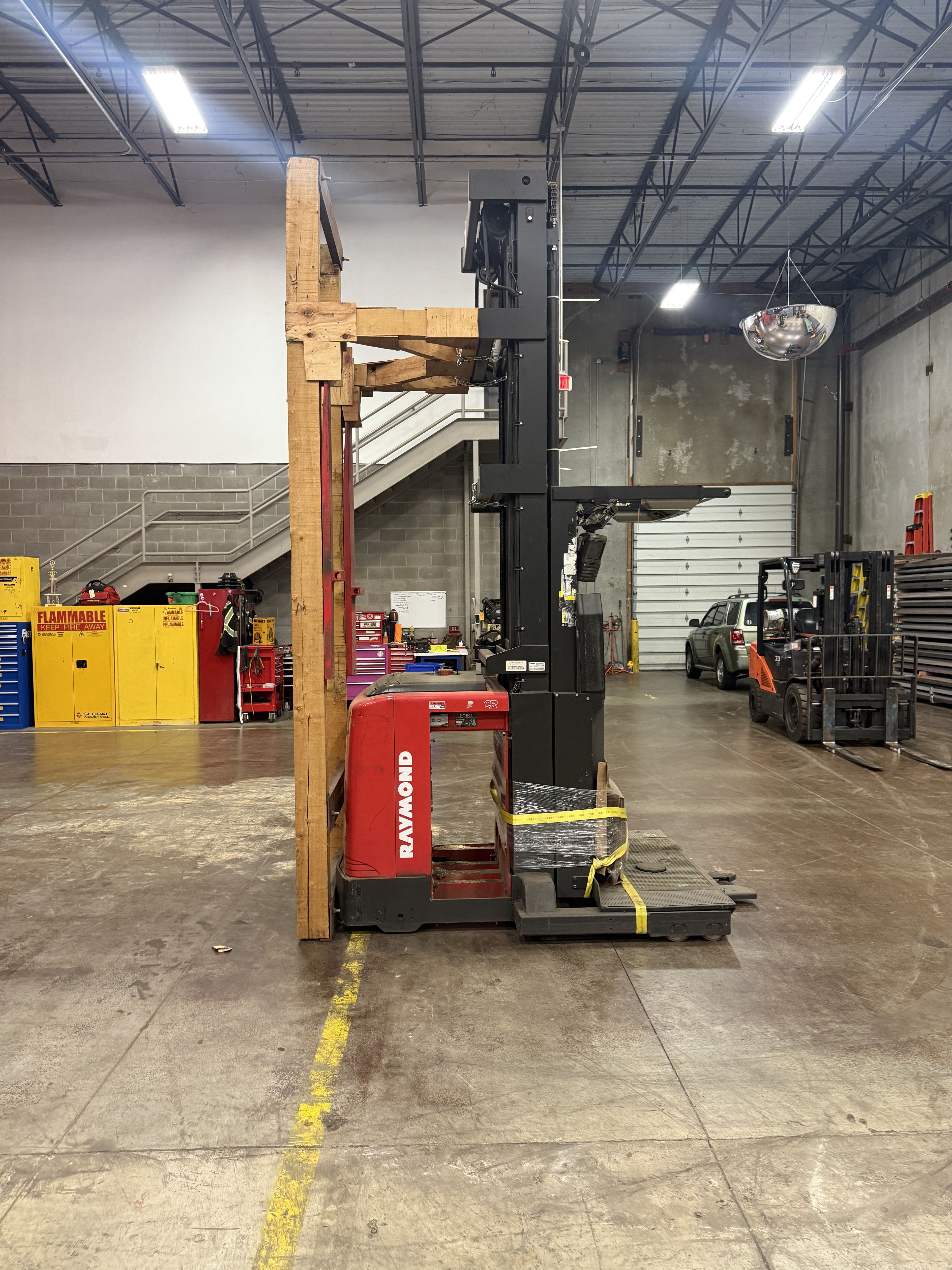 Raymond Order Picker - Wire Guided - Document 10