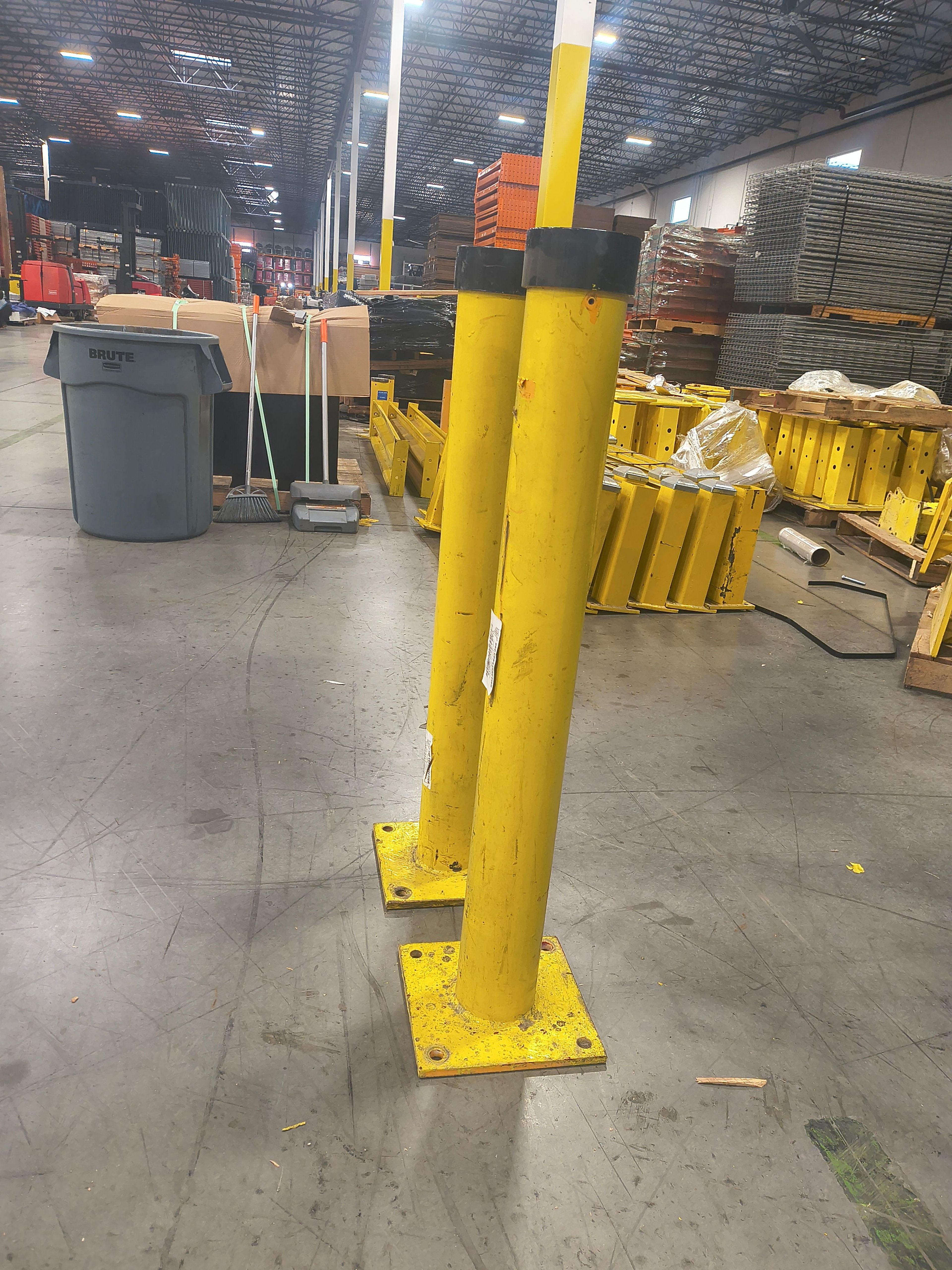 Post Bollard - 40" x 5" - Roun - Document 9