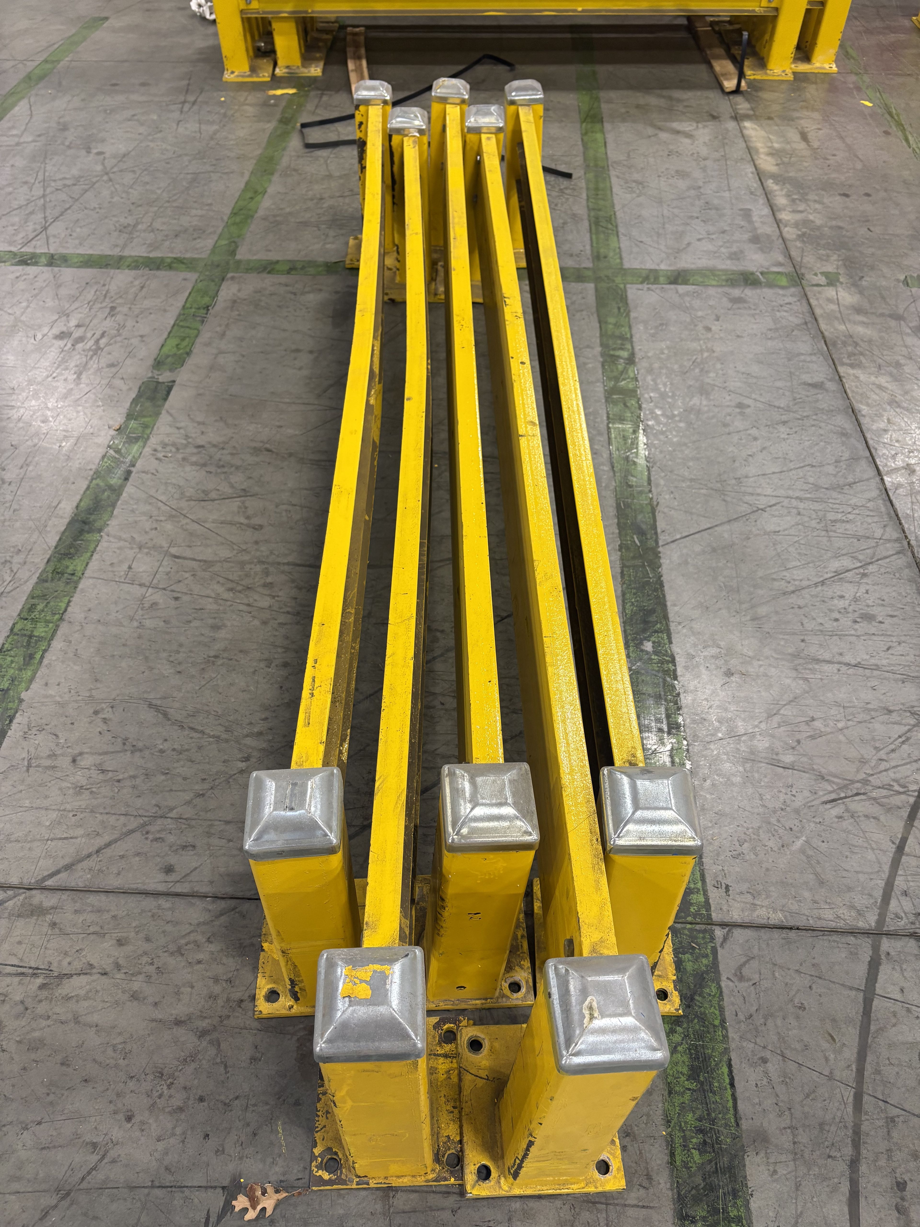 Guardrail Post - 18" x 5" - Si - Document 14