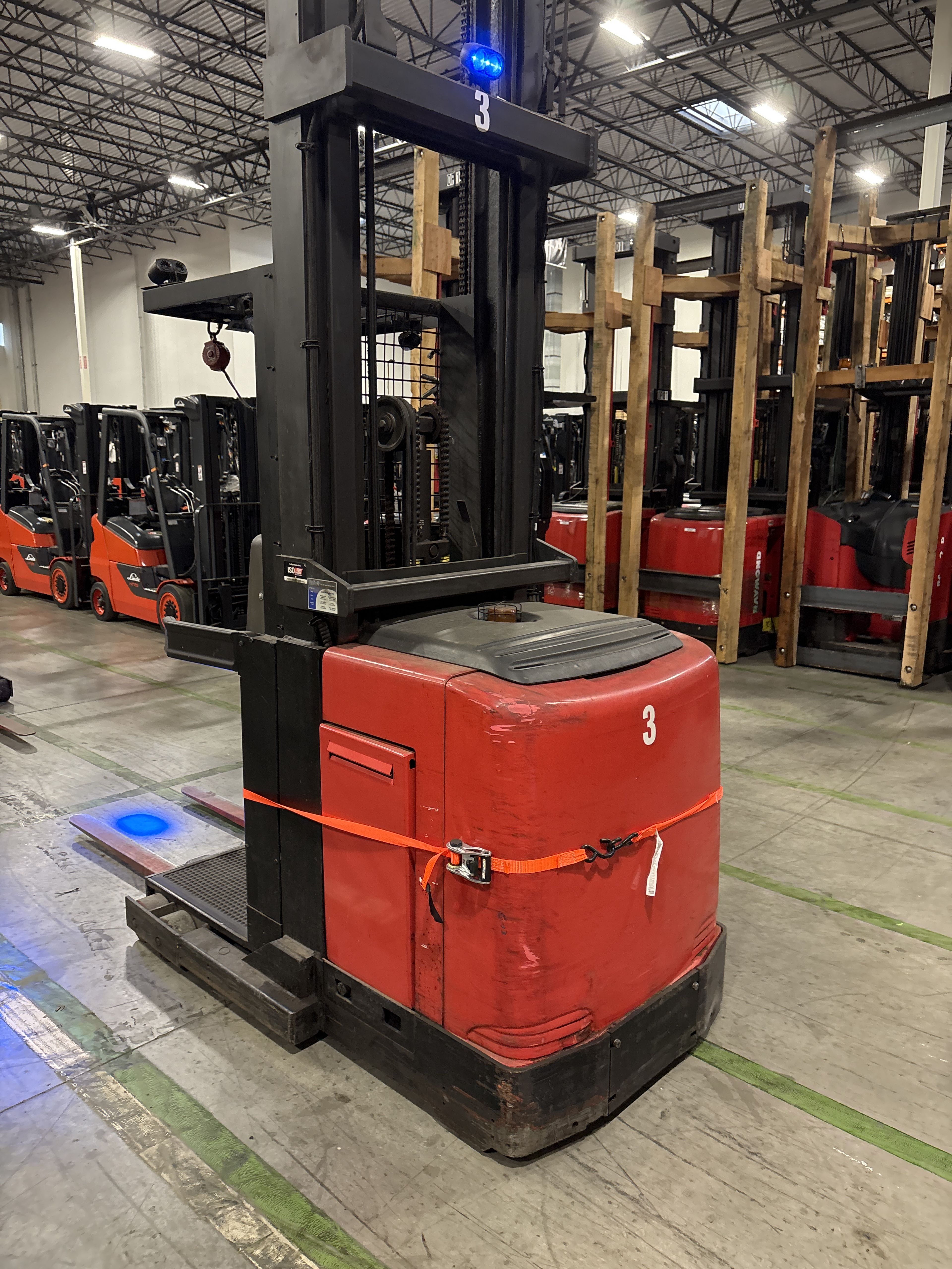 2004 Raymond EASI-OPC30TT Order Picker