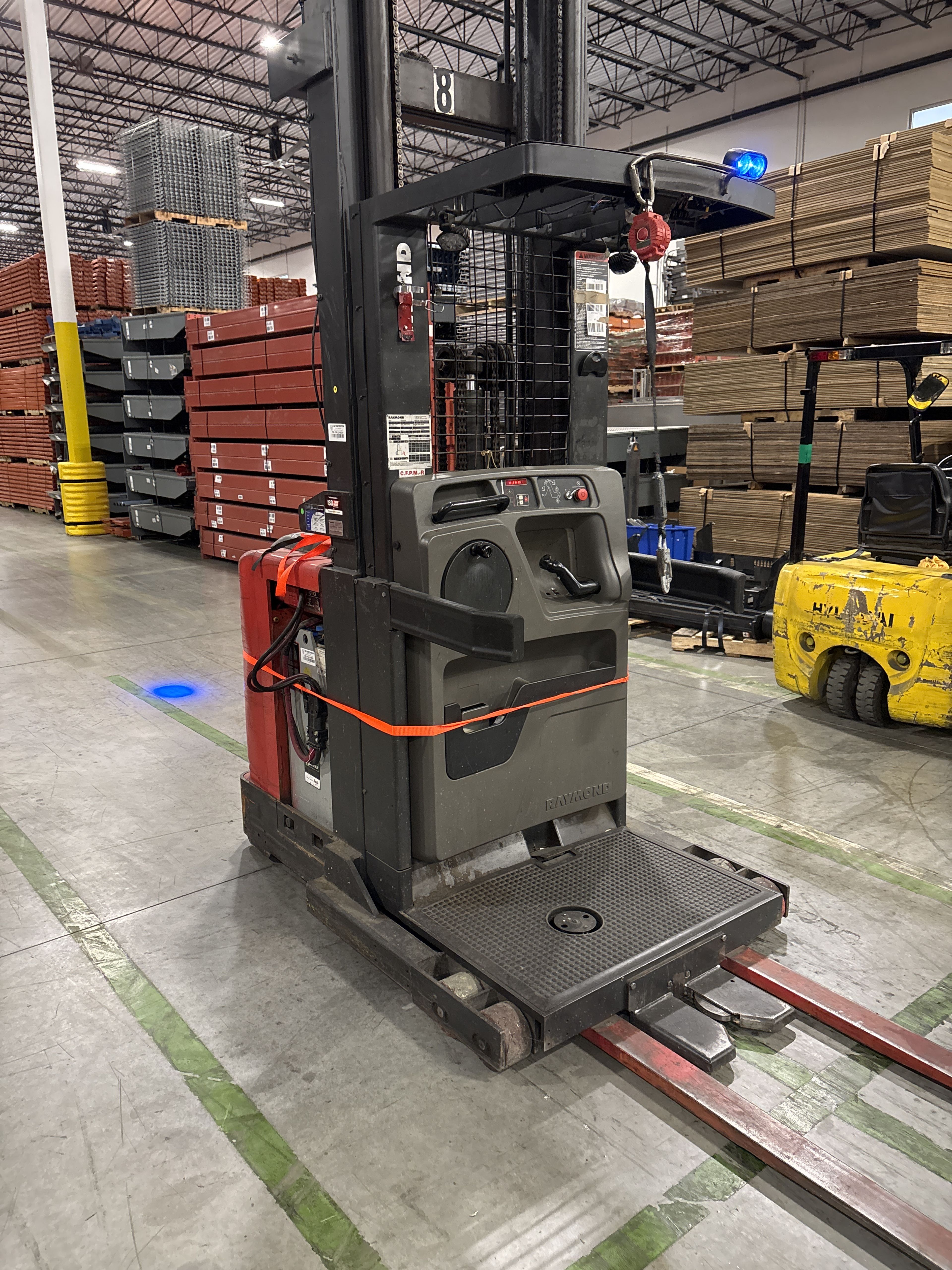 2004 Raymond EASI-OPC30TT Order Picker - Document 9