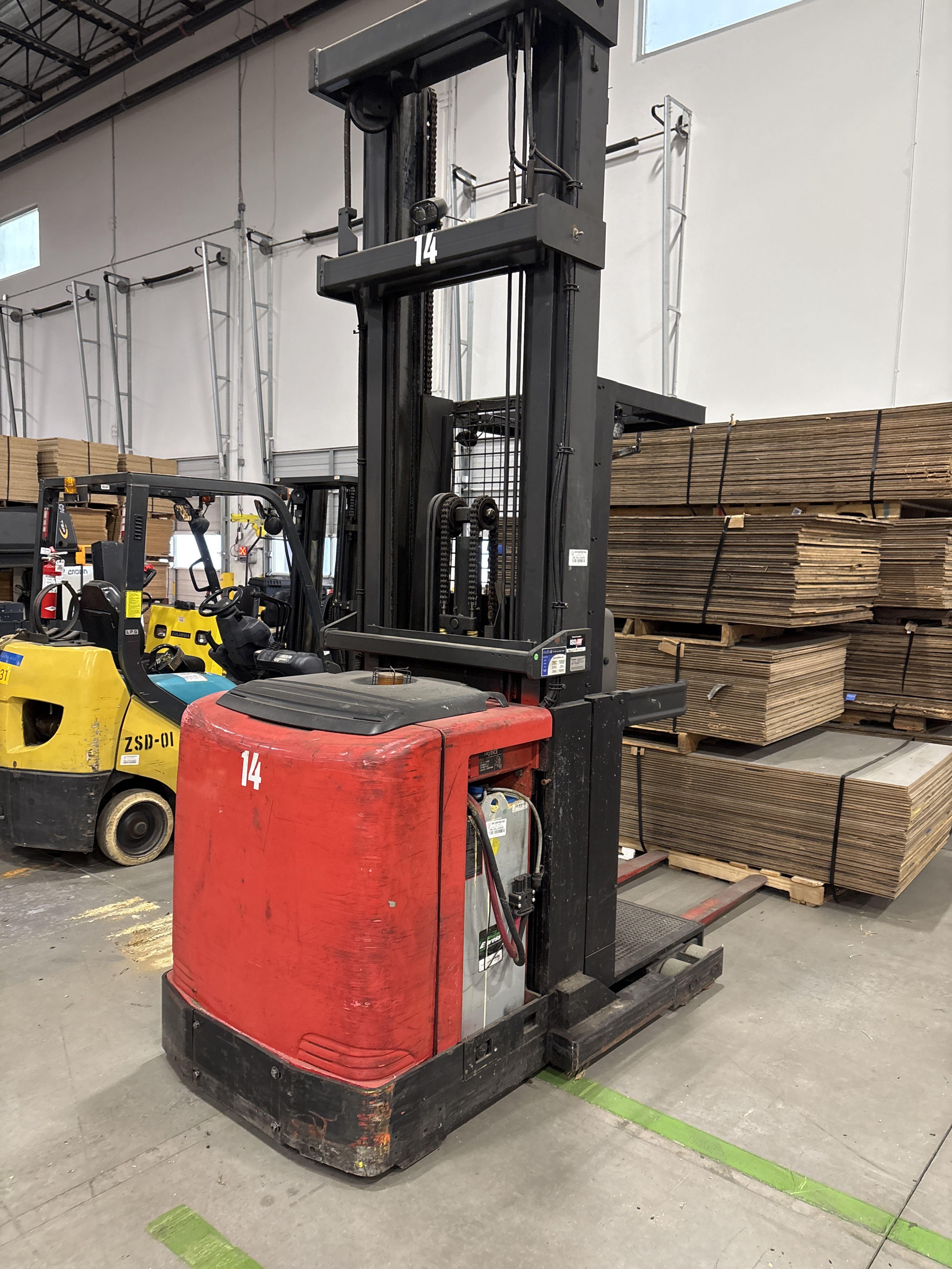 Raymond Order Picker - Document 10