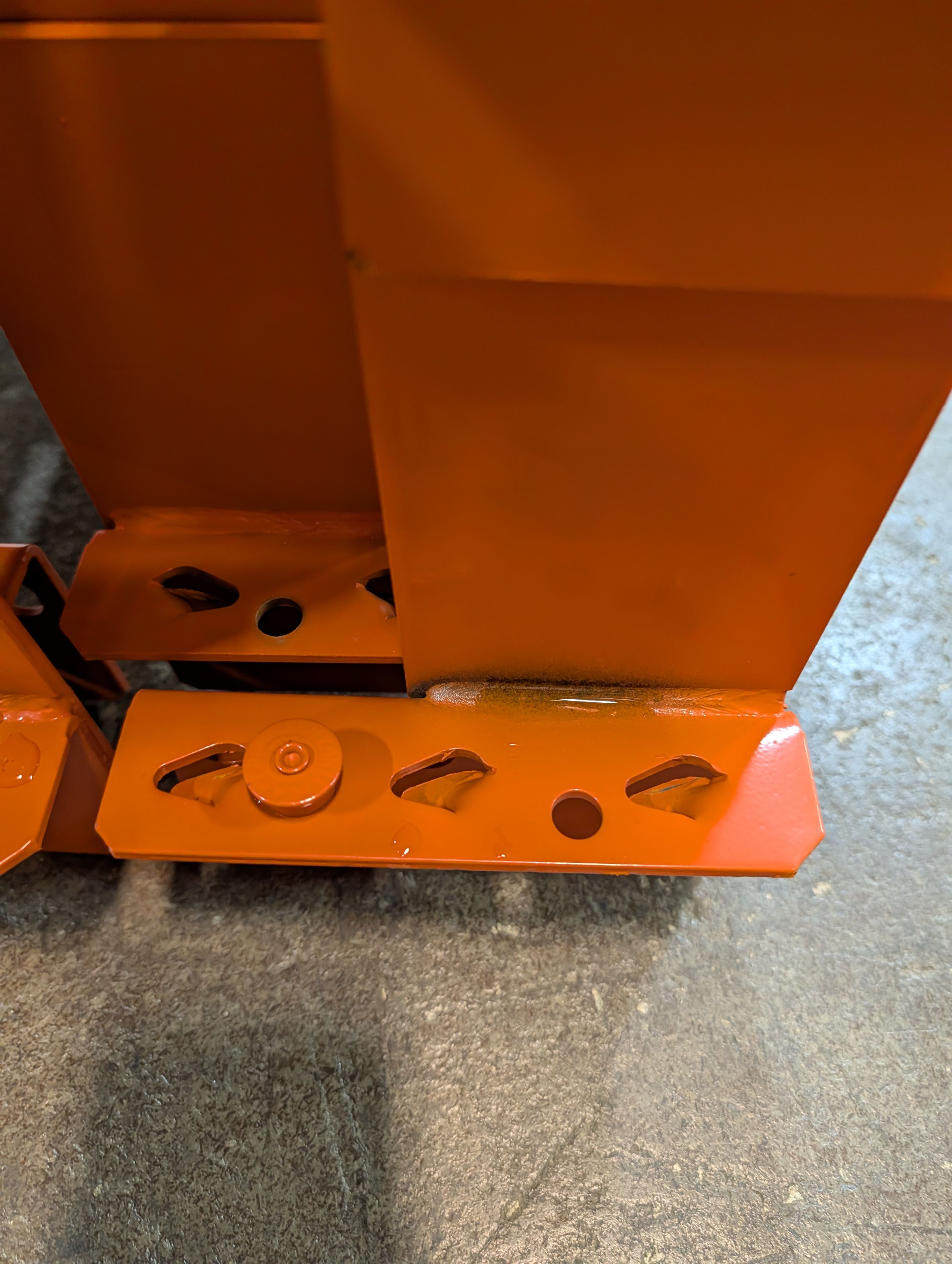 Backstop Beam - 96" x 3" - Teardrop(3" offset) - Document 9