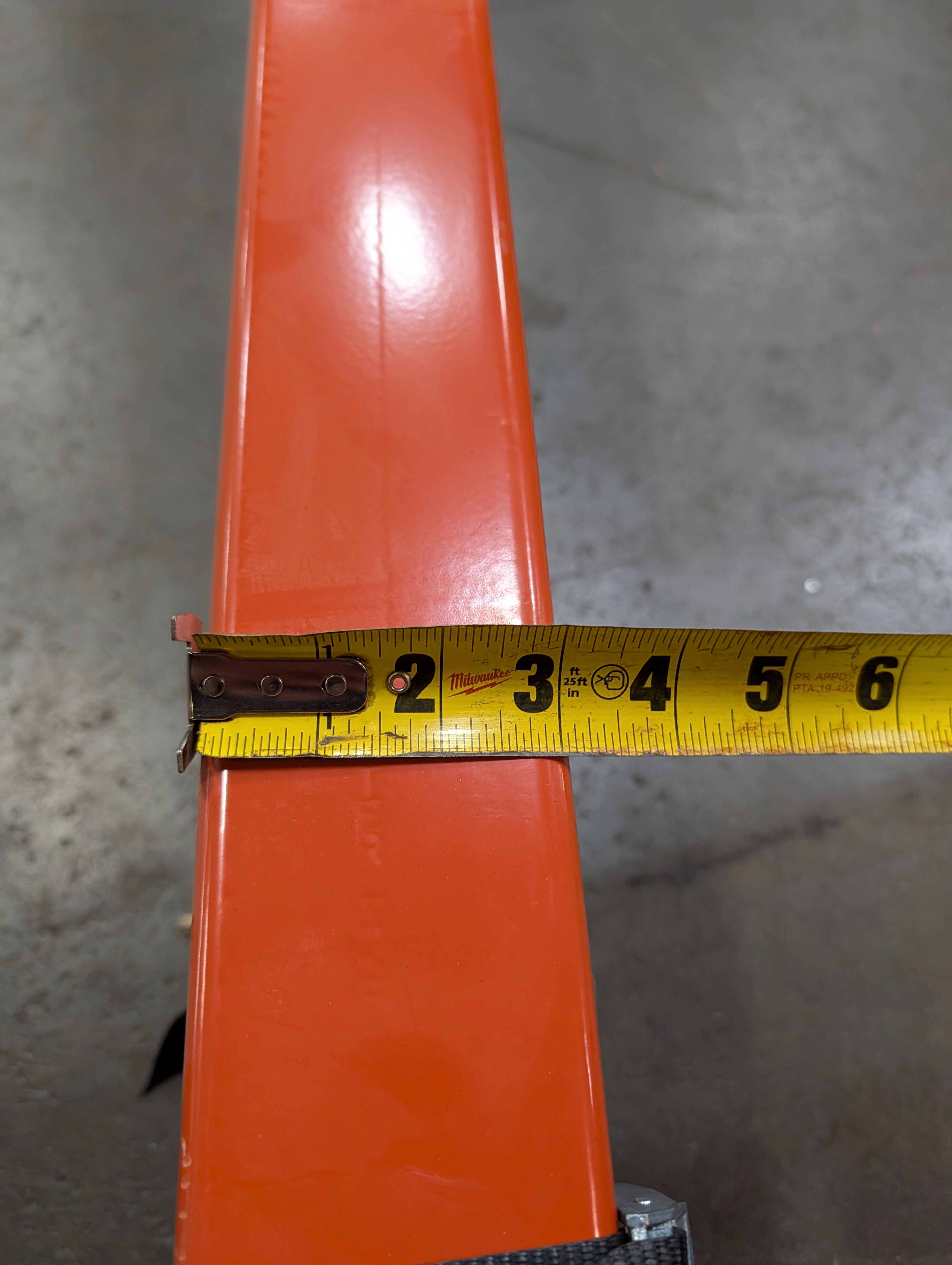Backstop Beam - 144" x 3" - Teardrop(3" Offset) - Document 4