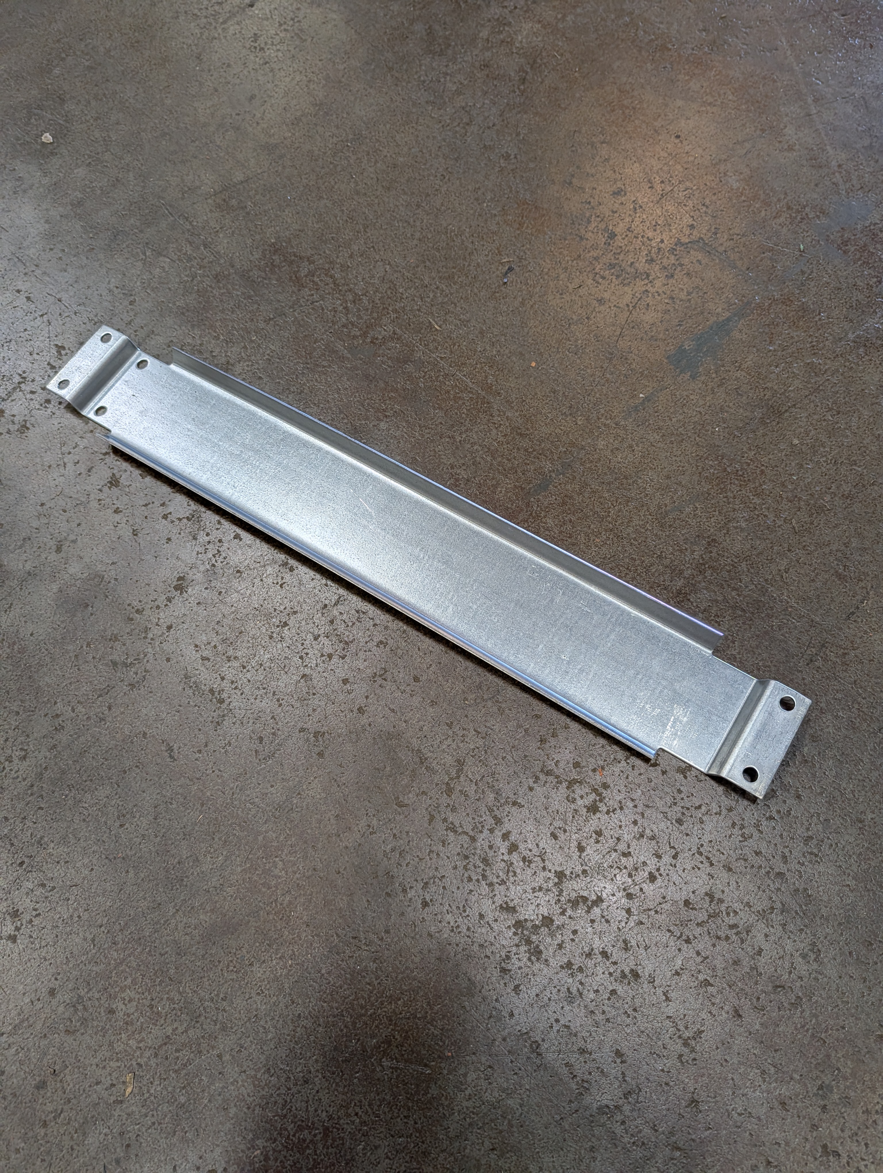 Row Spacer - 18" x 3.5"