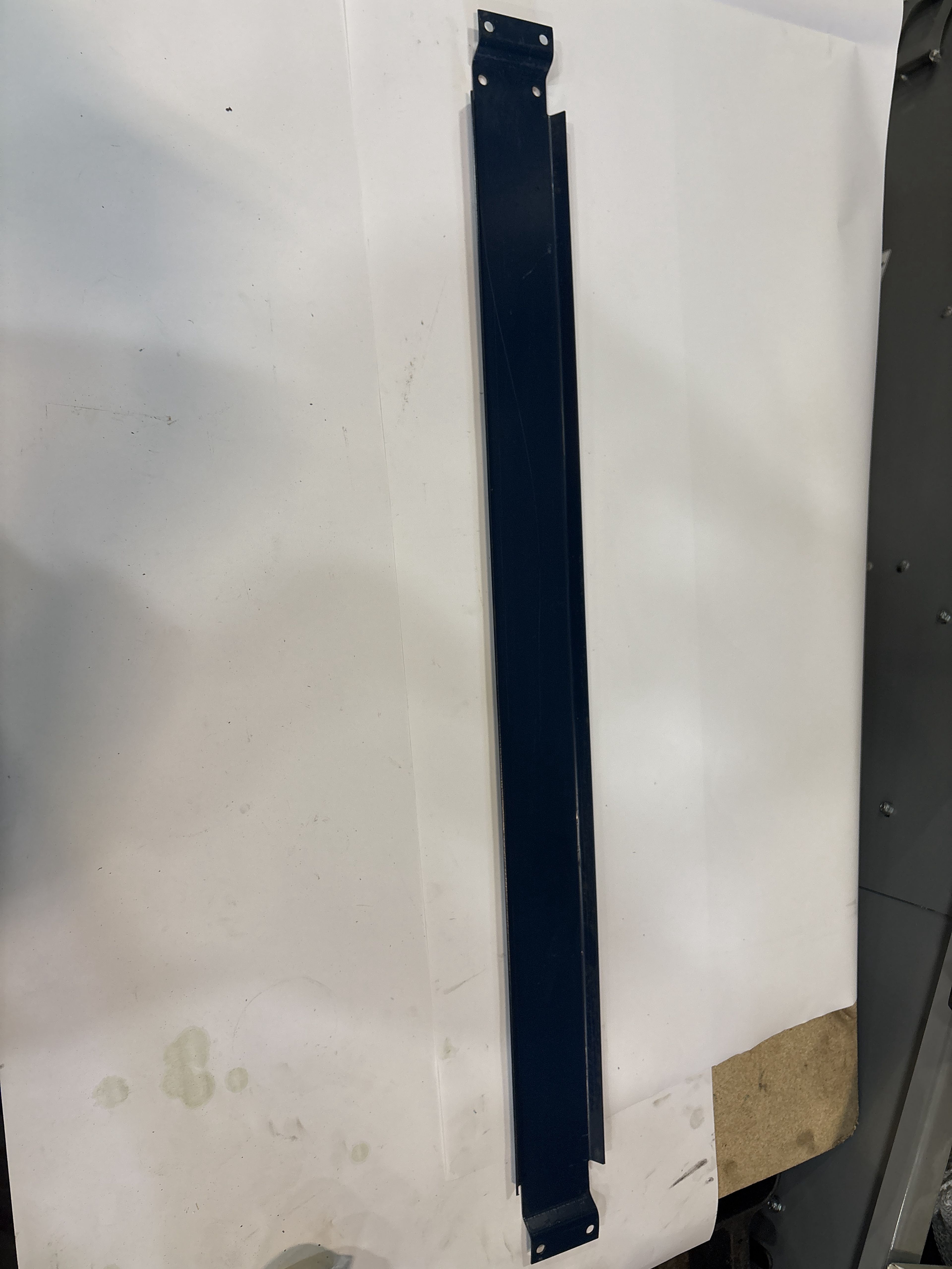 Row Spacer - 36" x 3" - Document 6