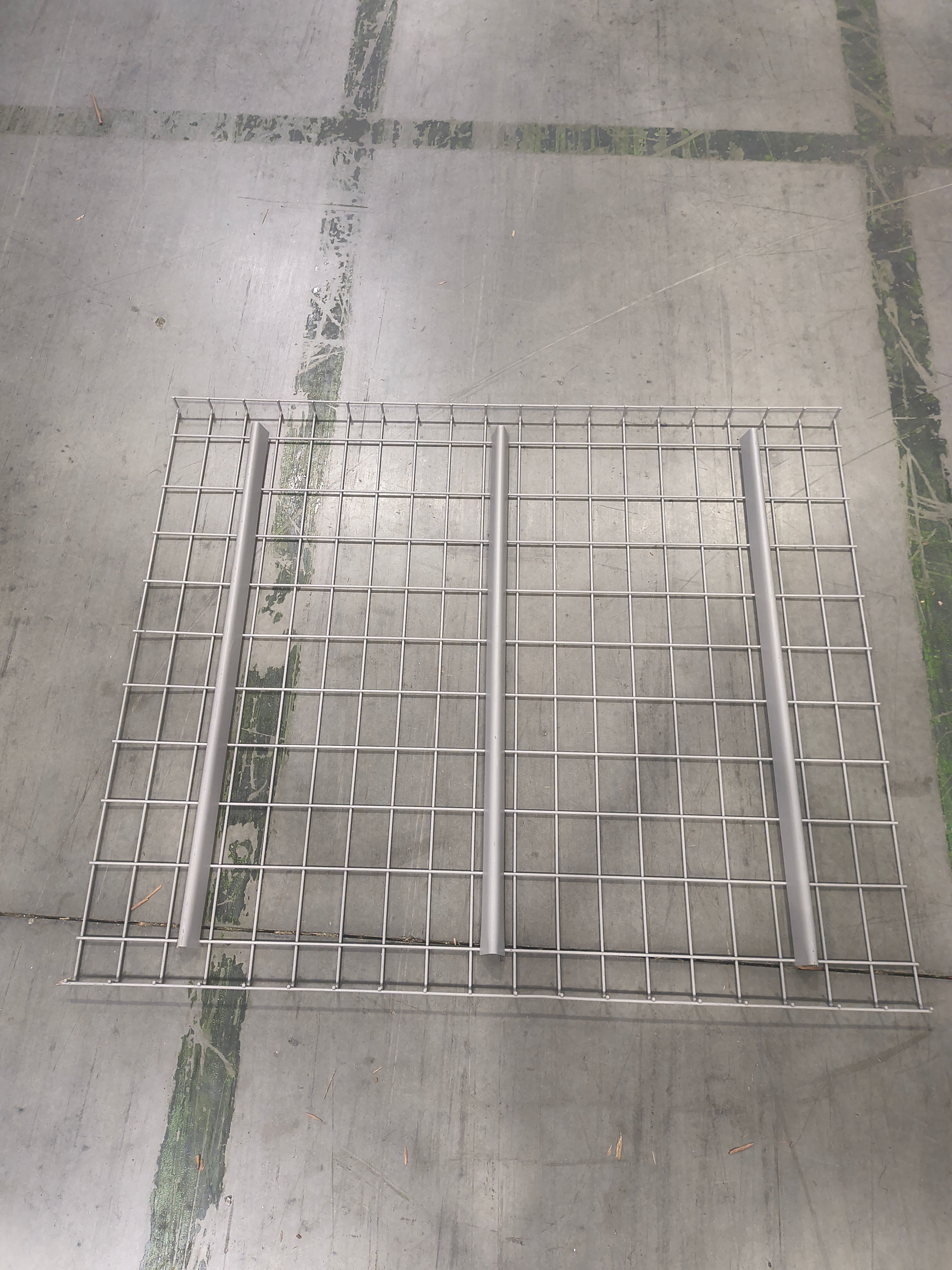 Wire Deck - 42" x 52" - Outside Waterfall - Document 2