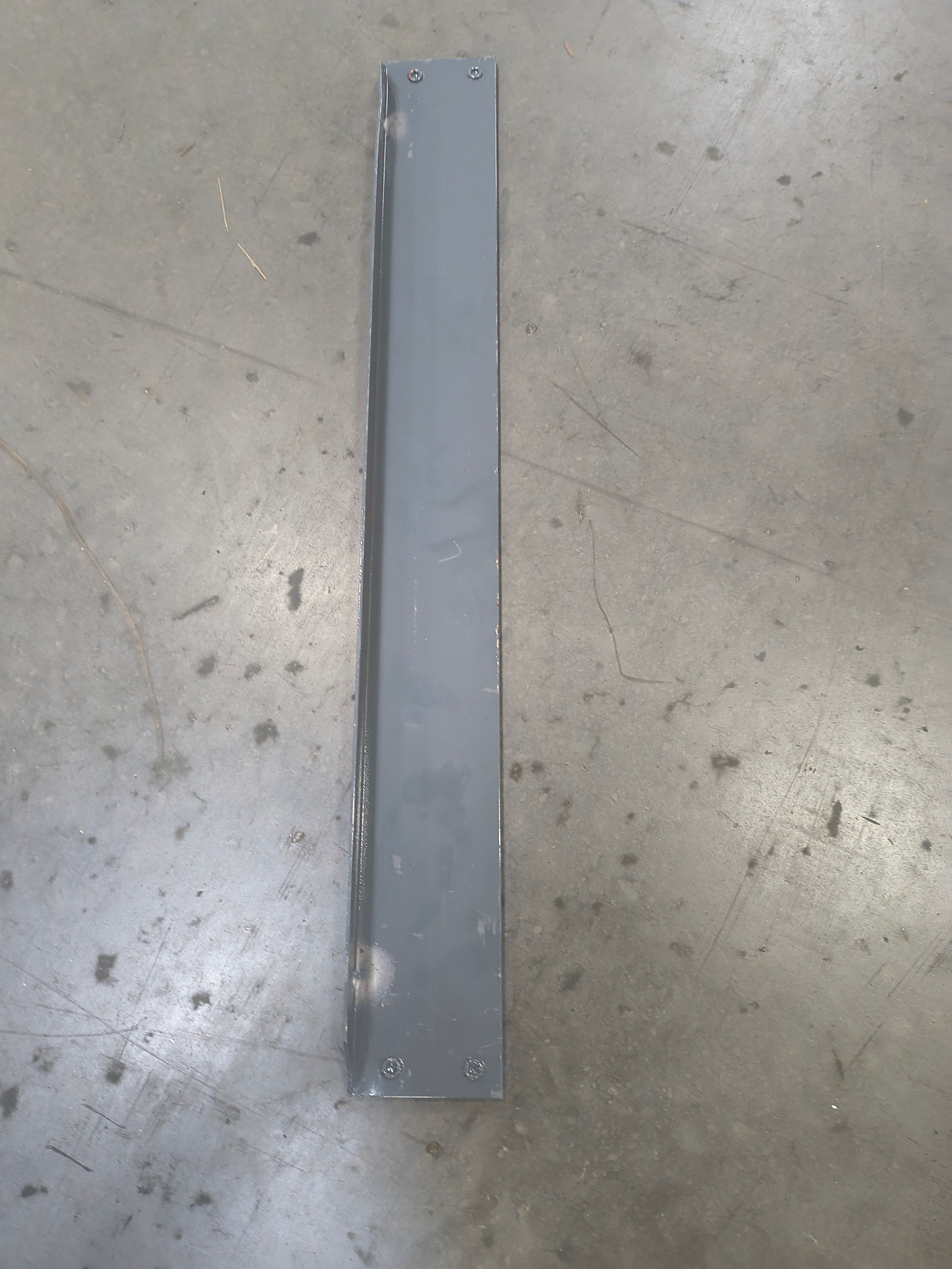 Riveted Shelving - Side Beams 2.75" x 24" - Document 2