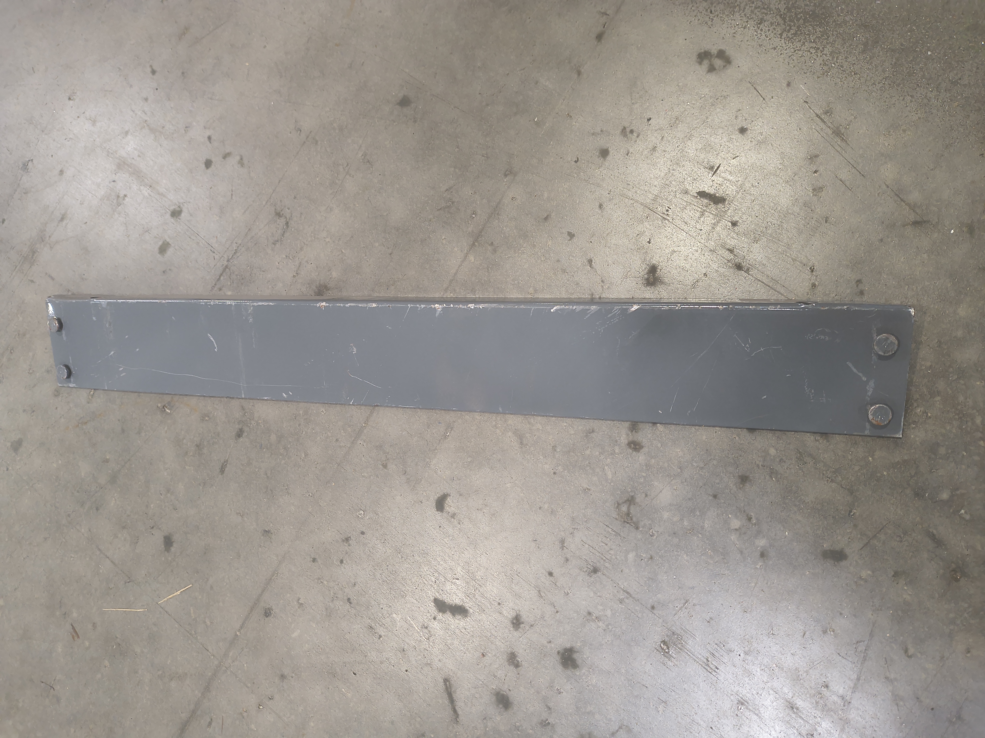 Riveted Shelving - Side Beams 2.75" x 24"