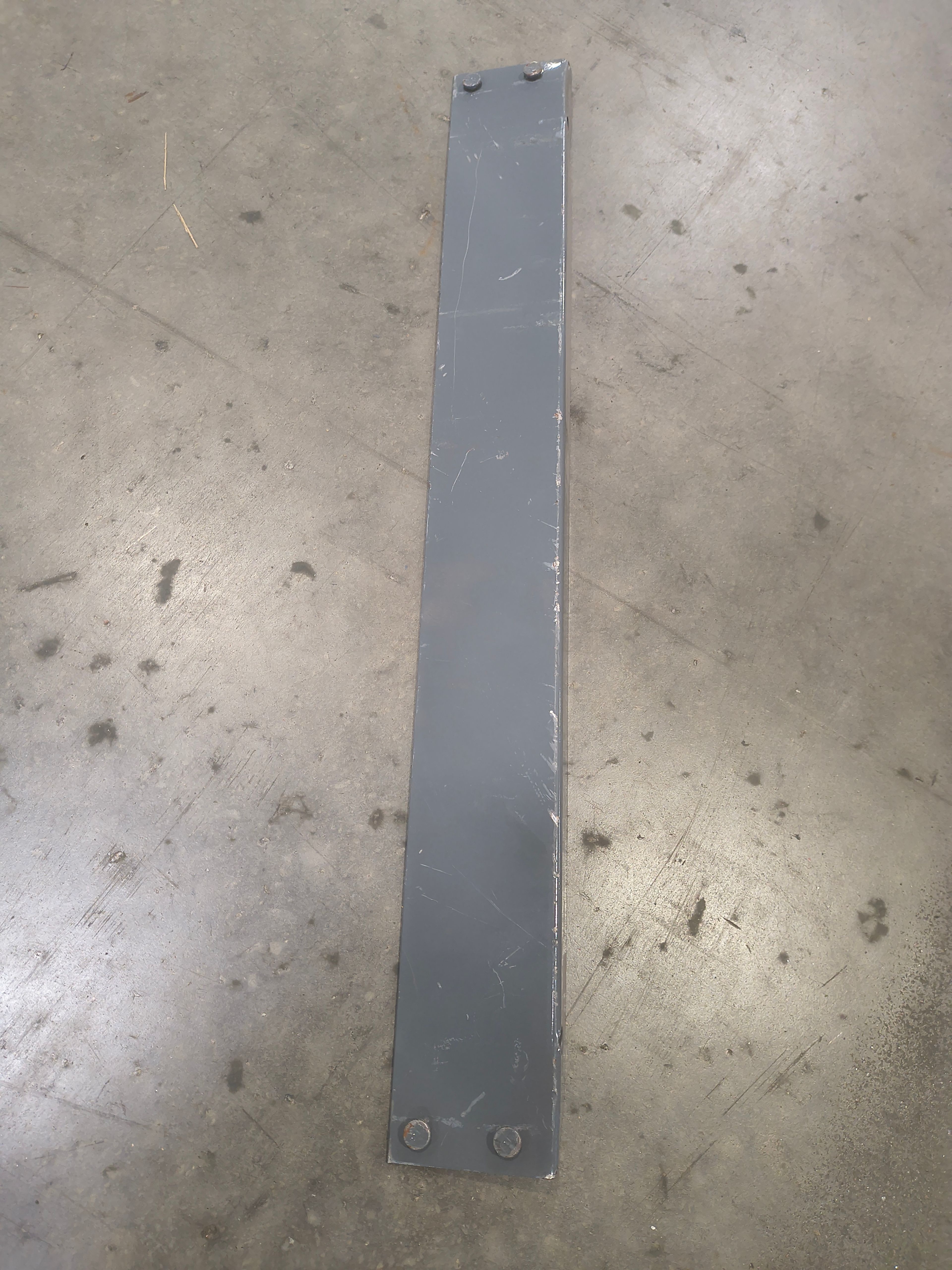 Riveted Shelving - Side Beams 2.75" x 24" - Document 1