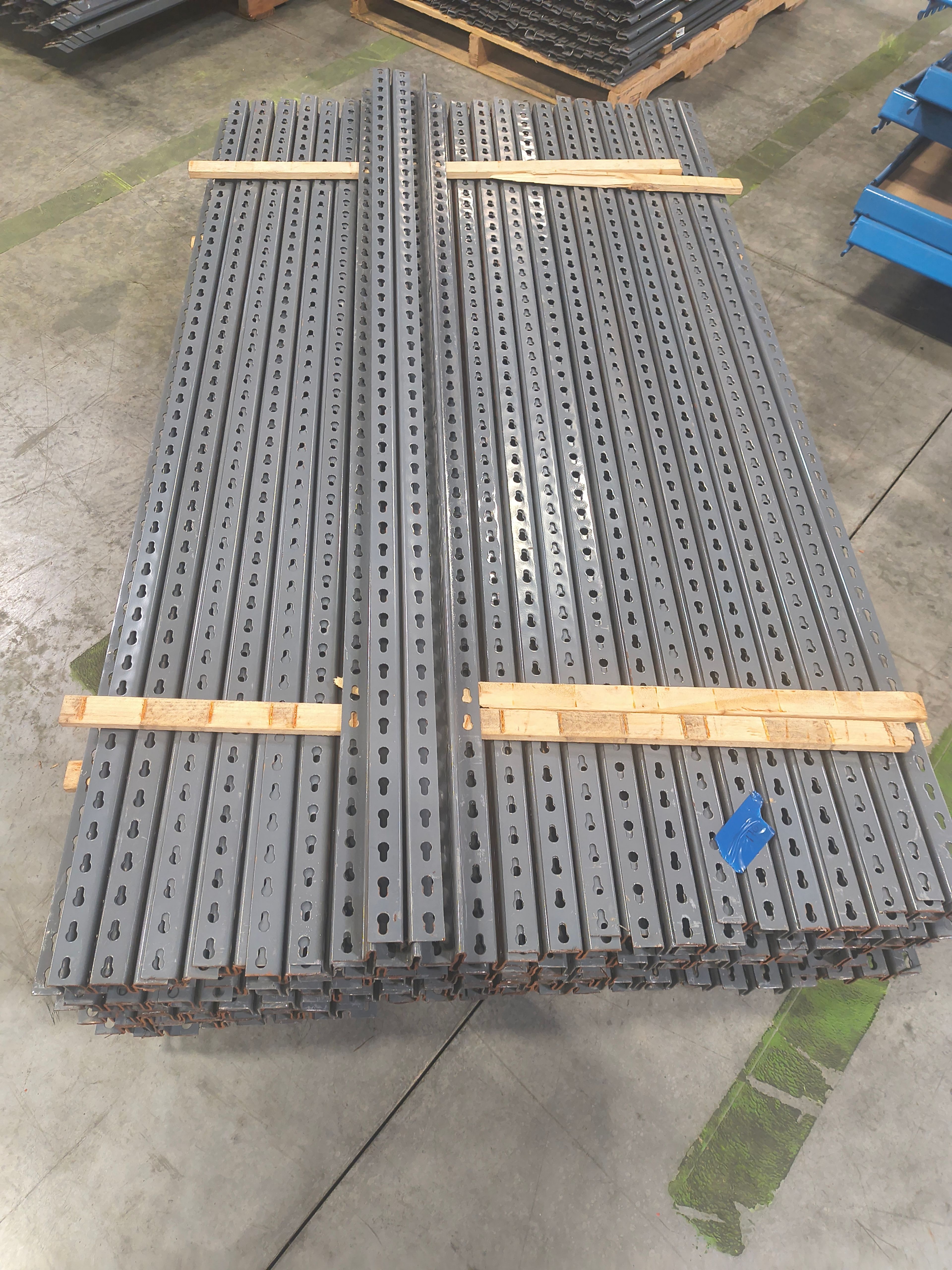 Riveted Shelving - T-Post 3" x 74" - Document 4