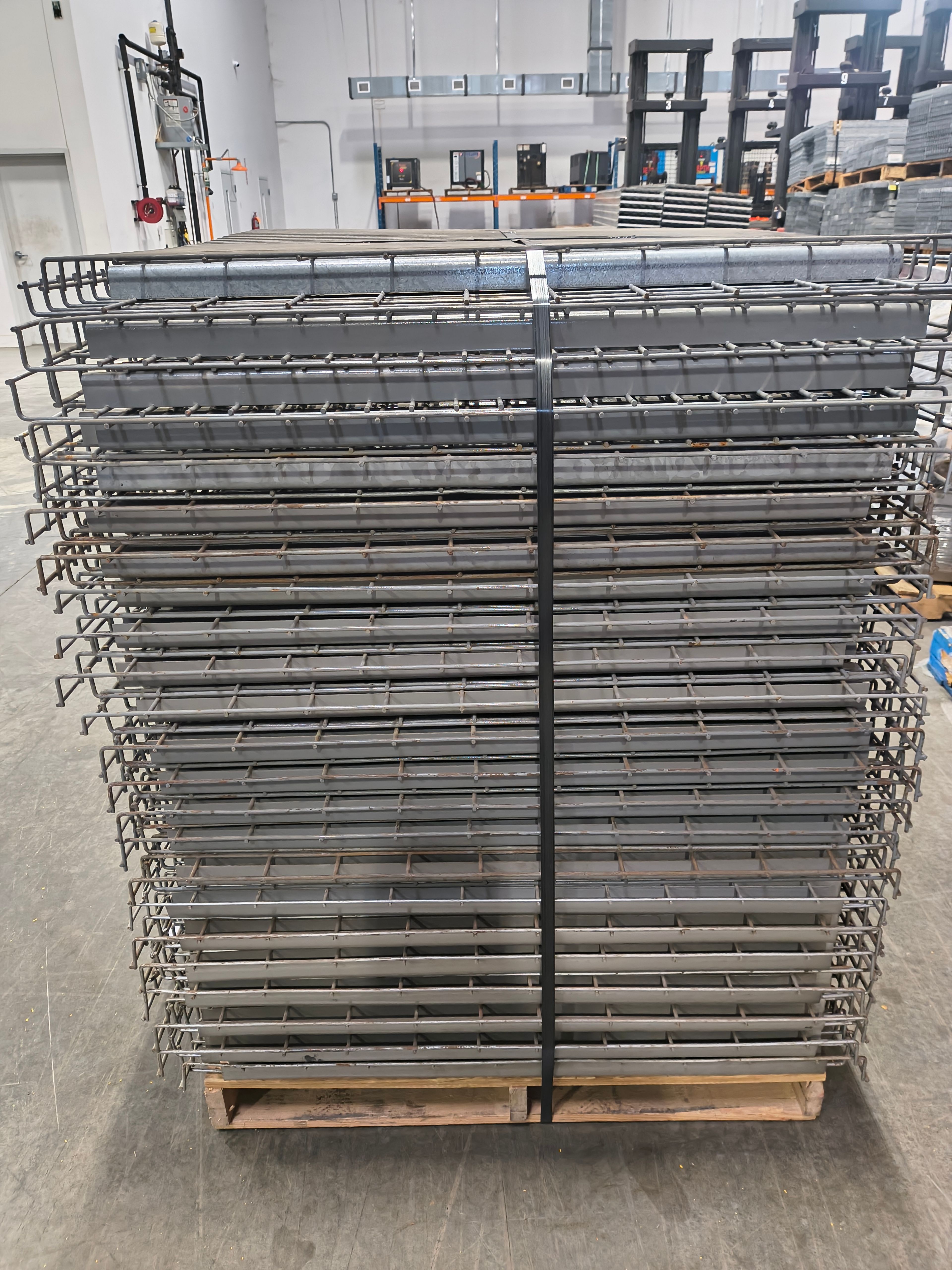 Wire Deck - 42" x 46" - Outside Waterfall - Document 1