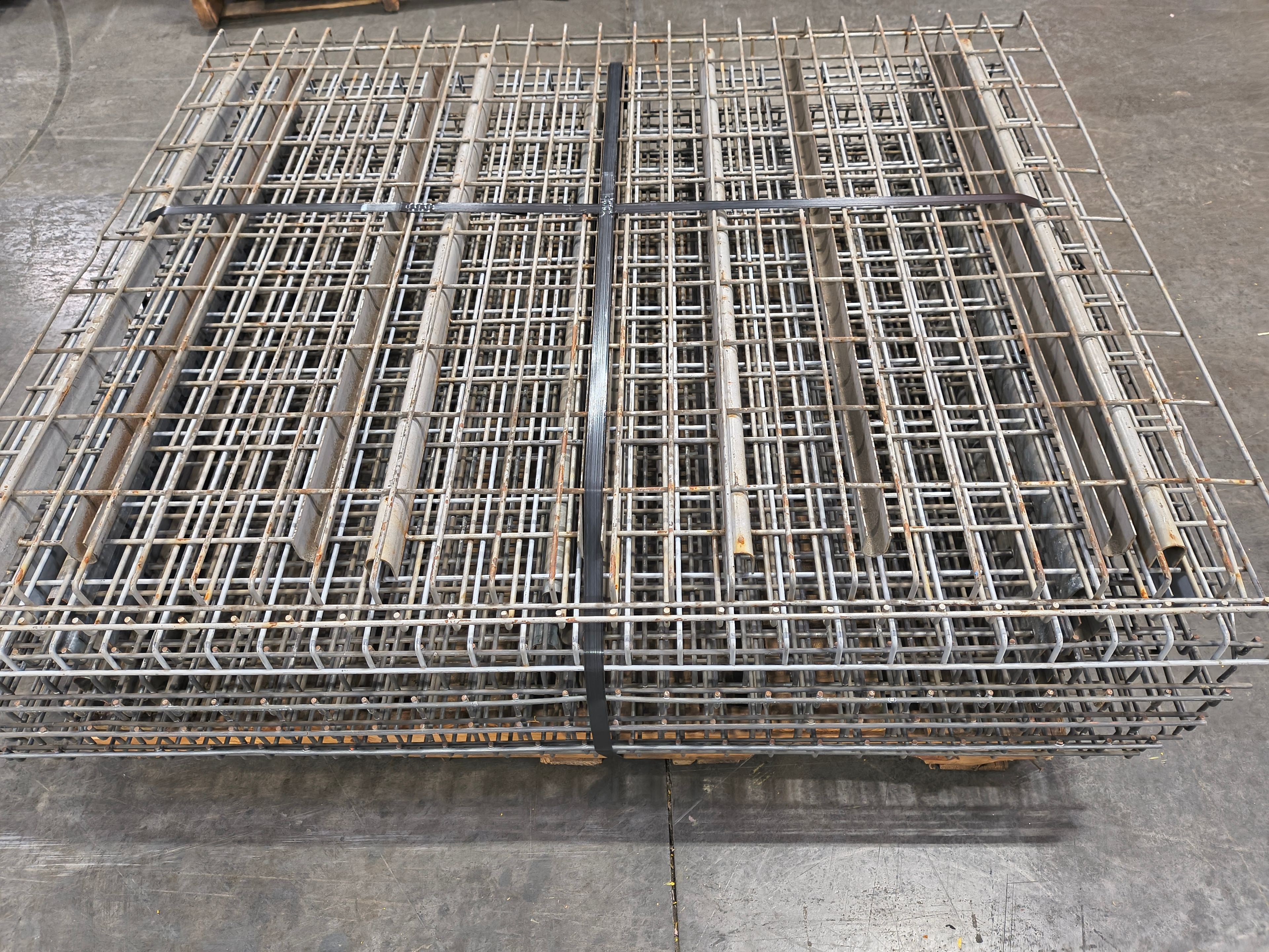 Wire Deck - 42" x 52" - 4-Channel - Document 2