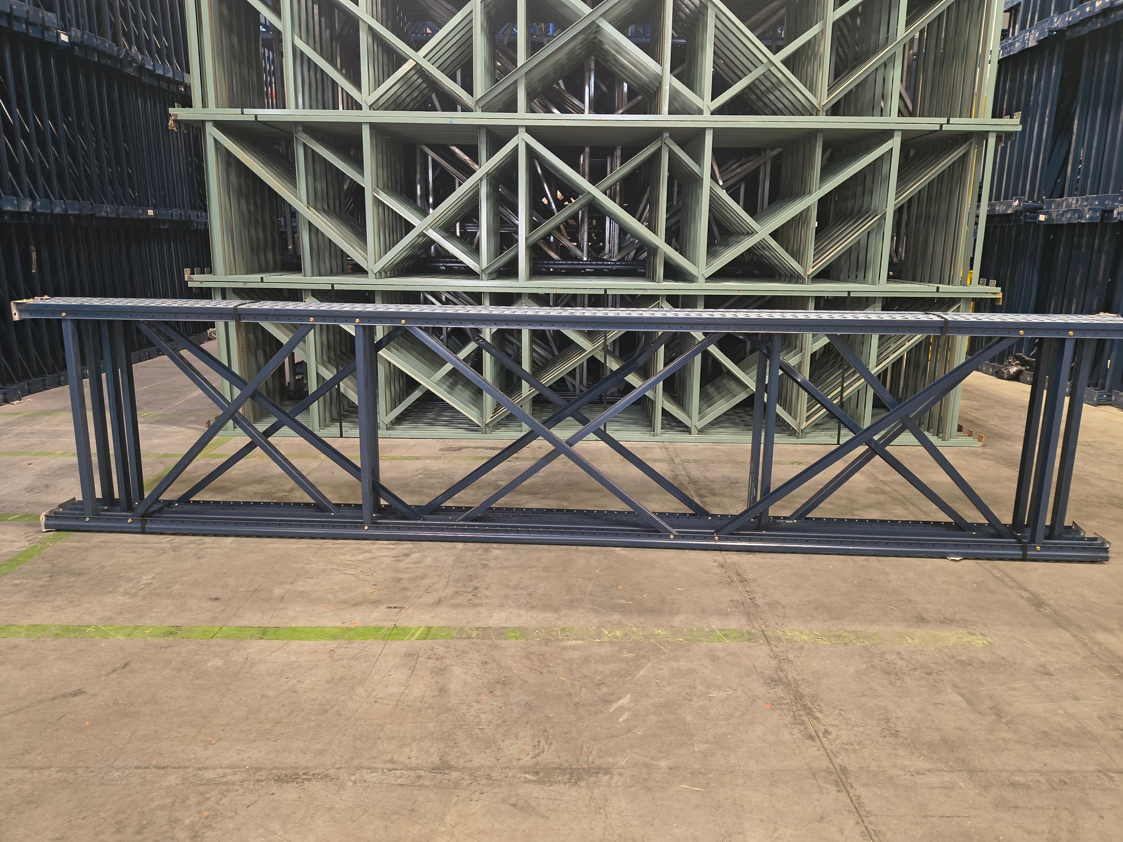 Upright Frame - 42" x 16' - Teardrop - Document 1