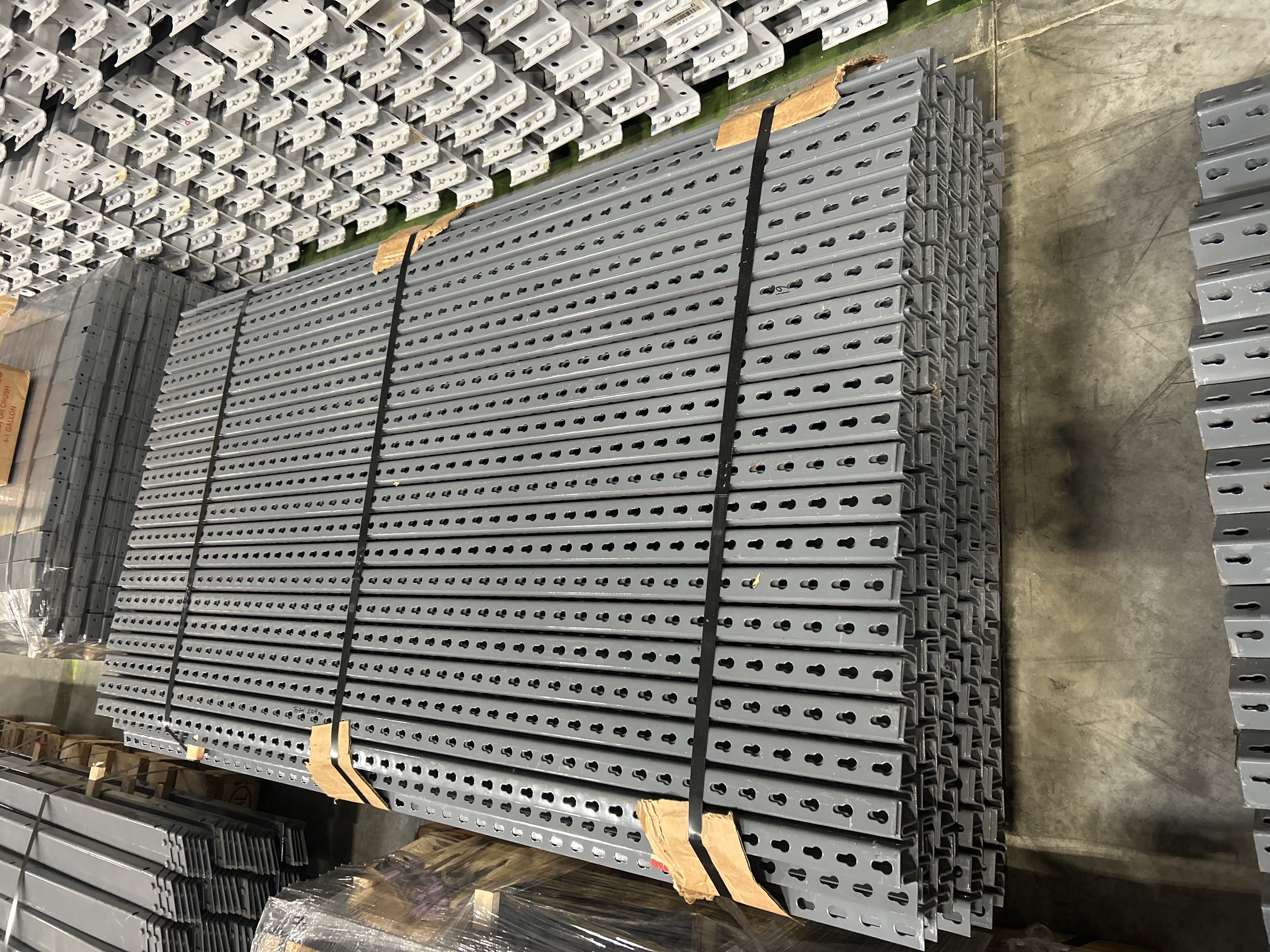 Rivet Shelving T-Post 72"