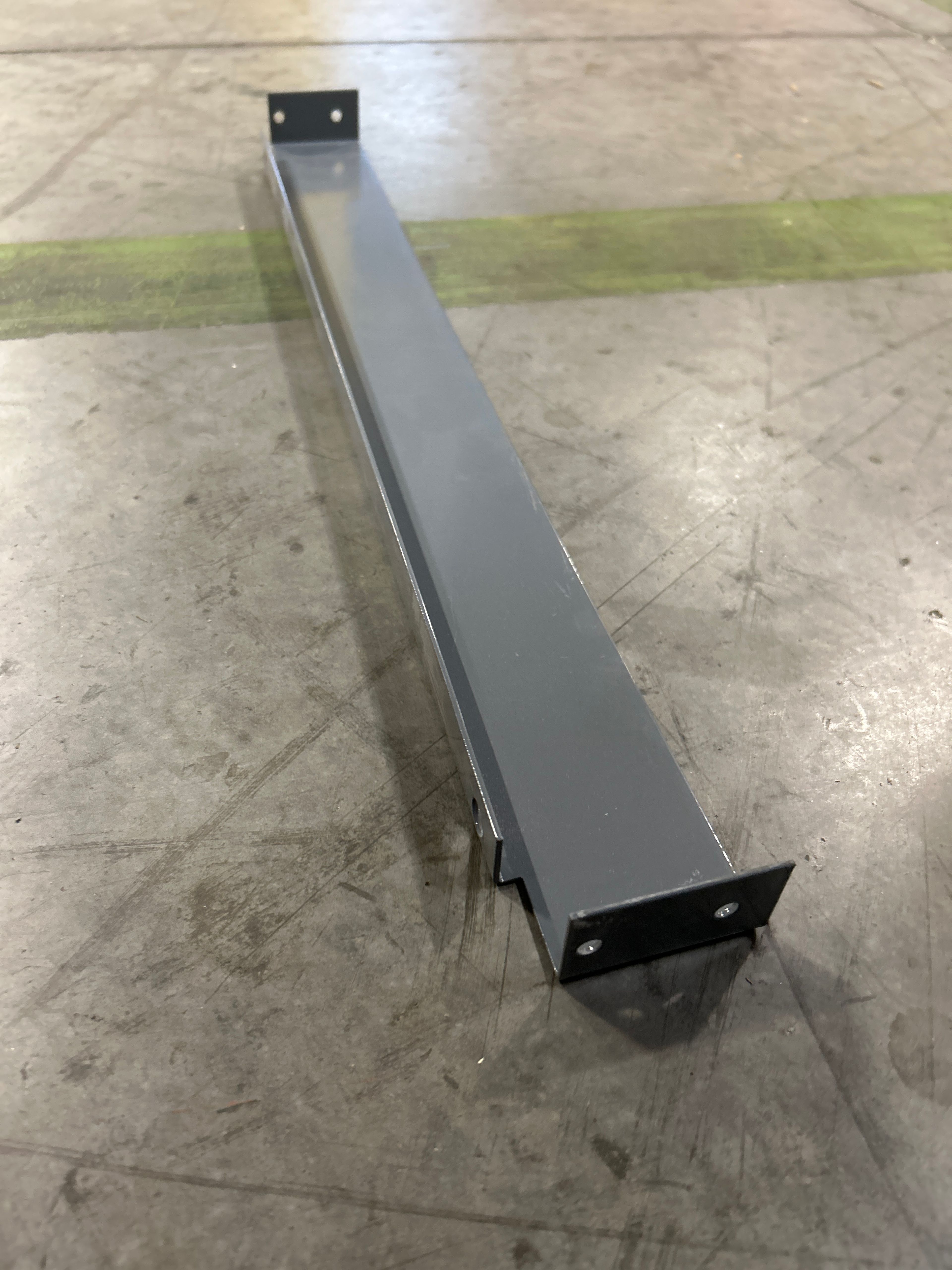 Rivet Shelving Center Deck Support - 24" x 2 3/4" - Document 3