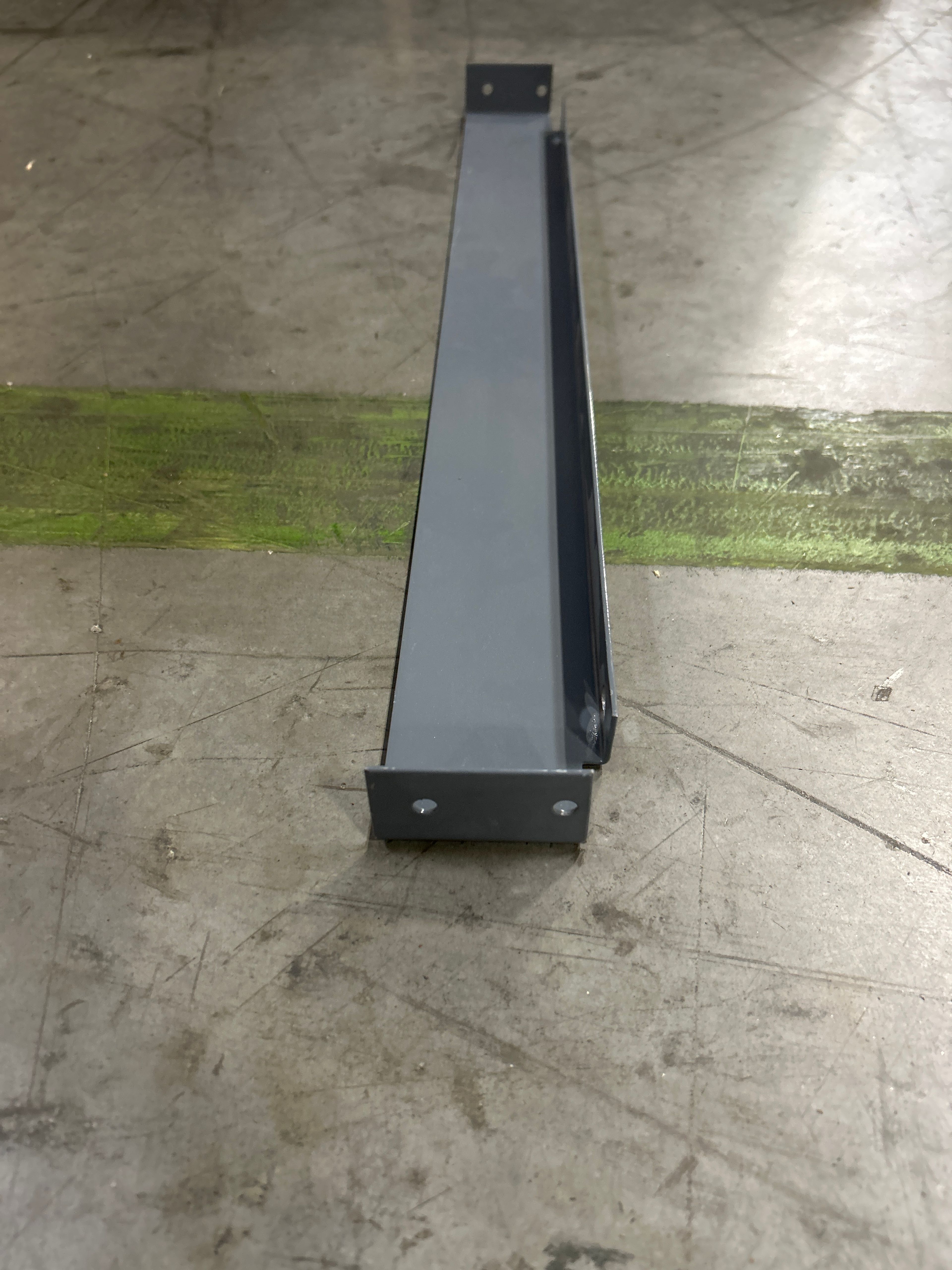 Rivet Shelving Center Deck Support - 24" x 2 3/4" - Document 4