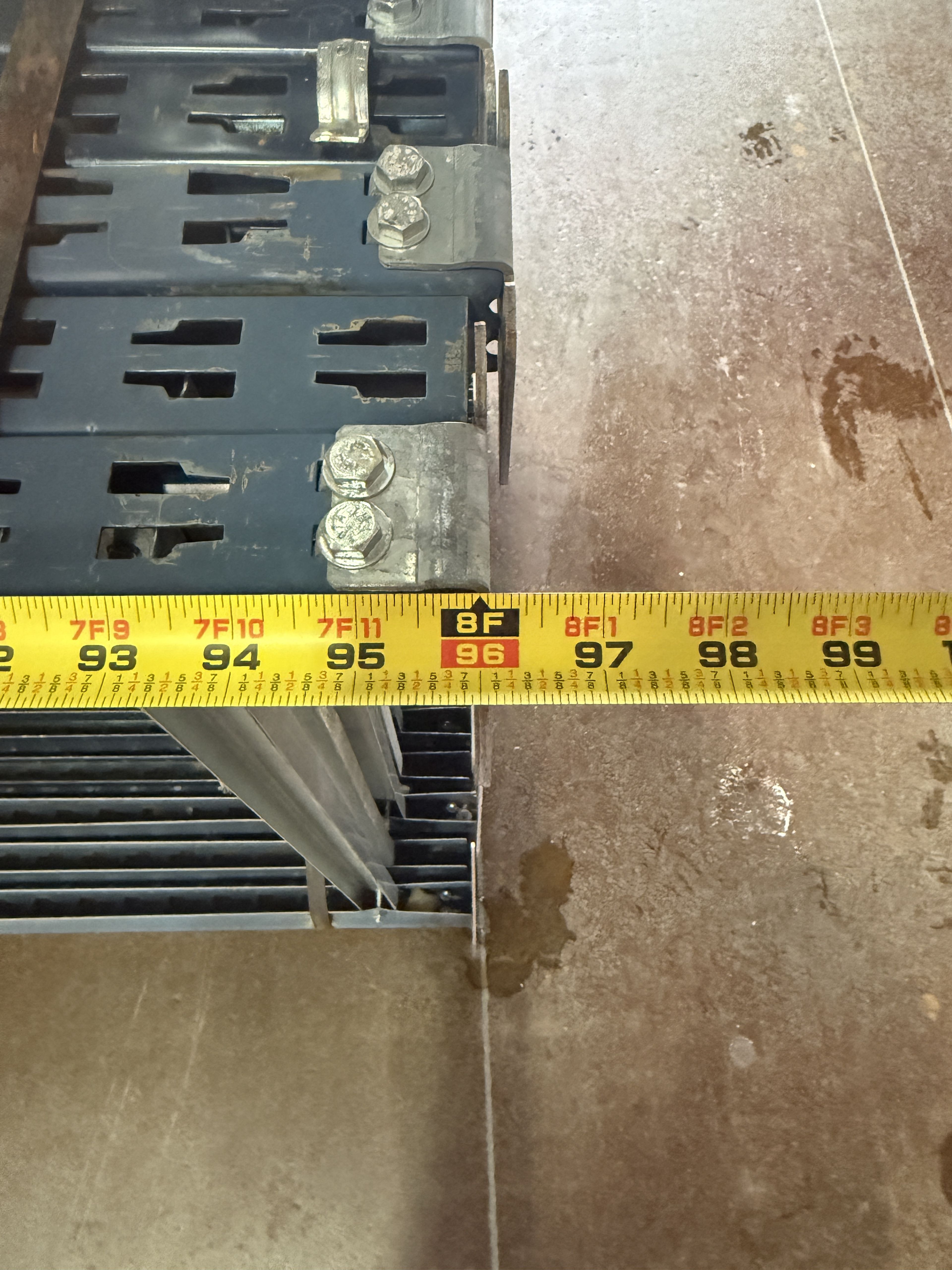 Riveted Shelving - Upright Frame - Document 3