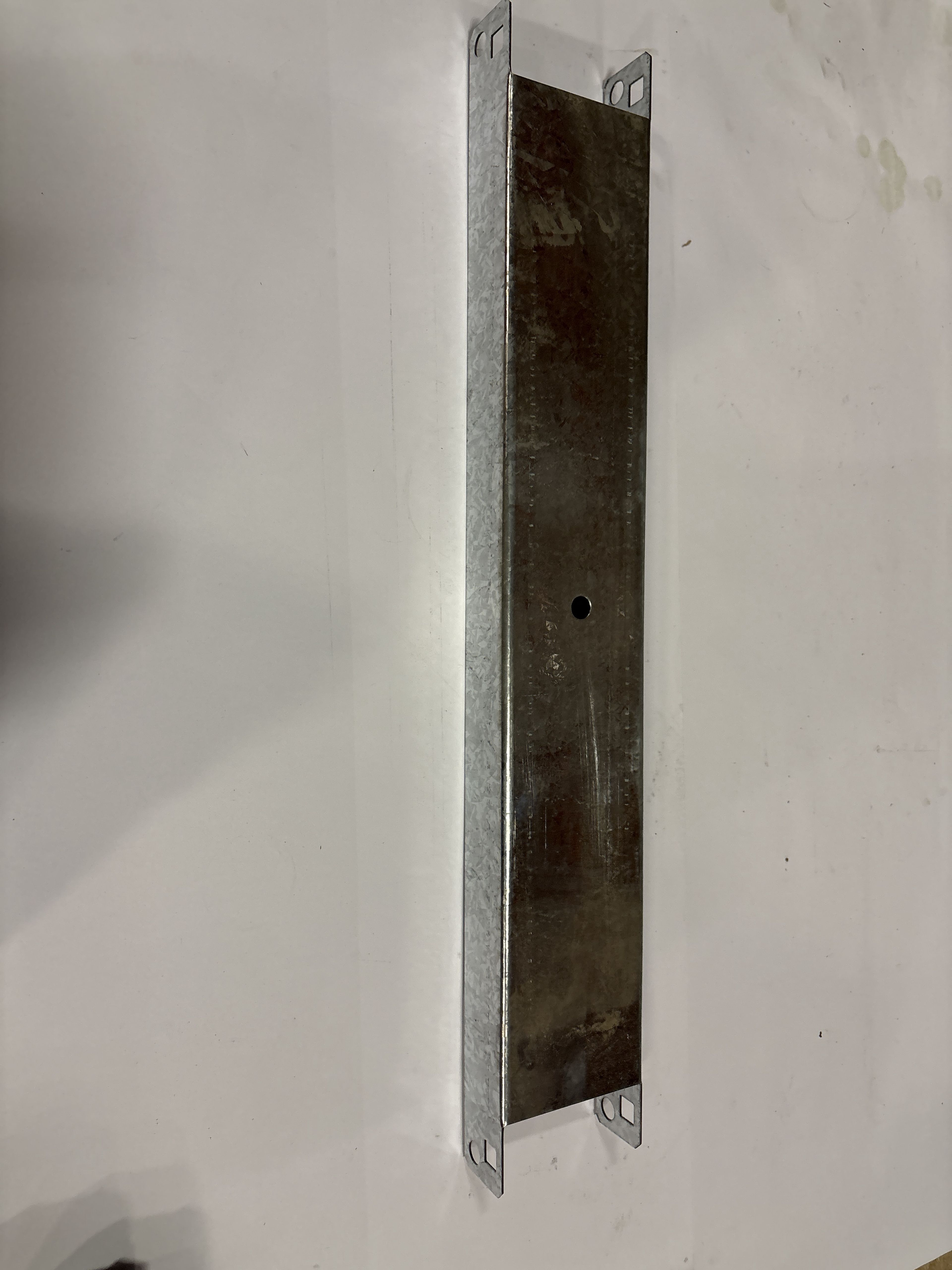 Row Spacer - 24" x 4" - Document 2