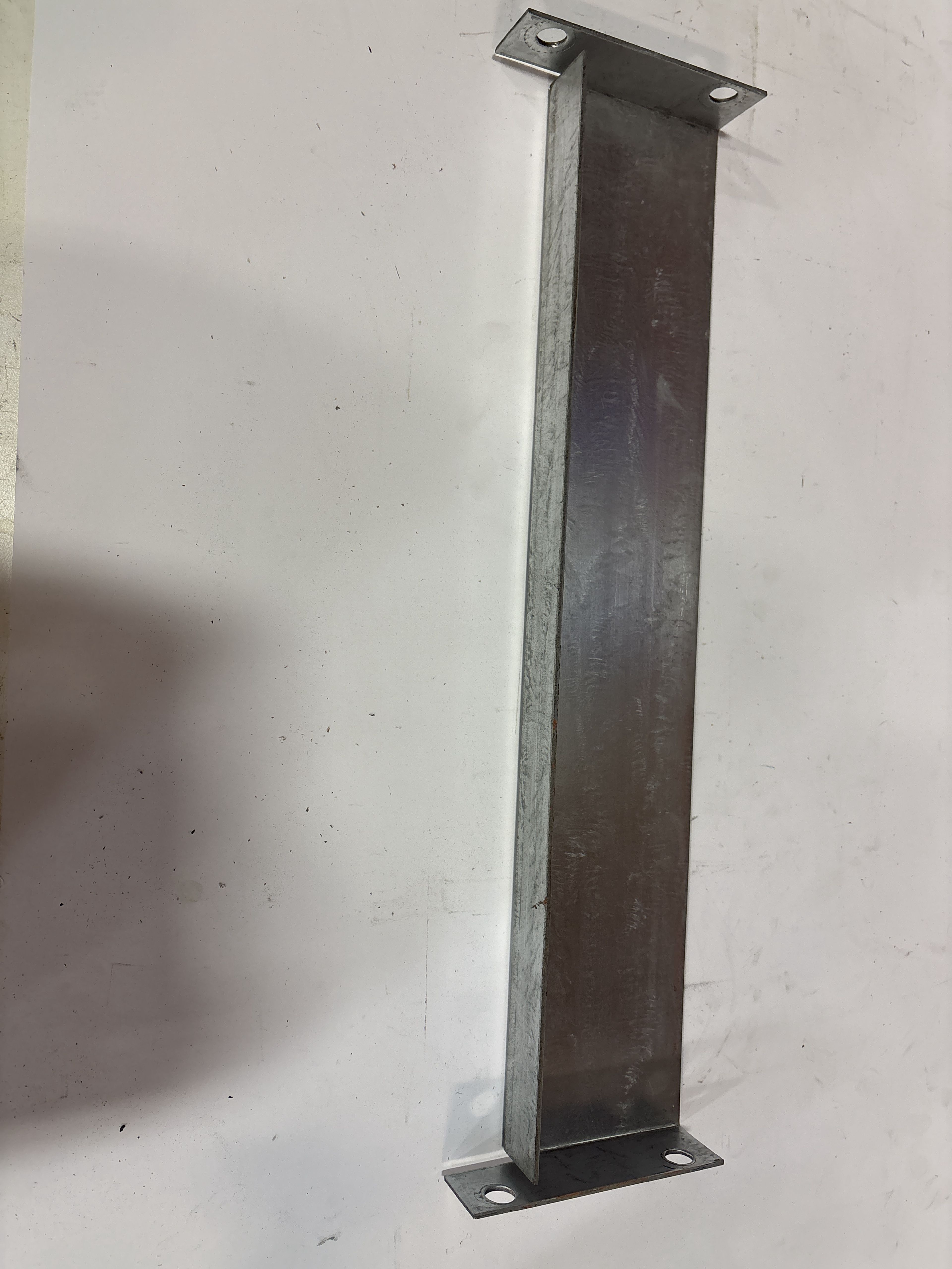 Row Spacer - 22" x 4" - Document 1