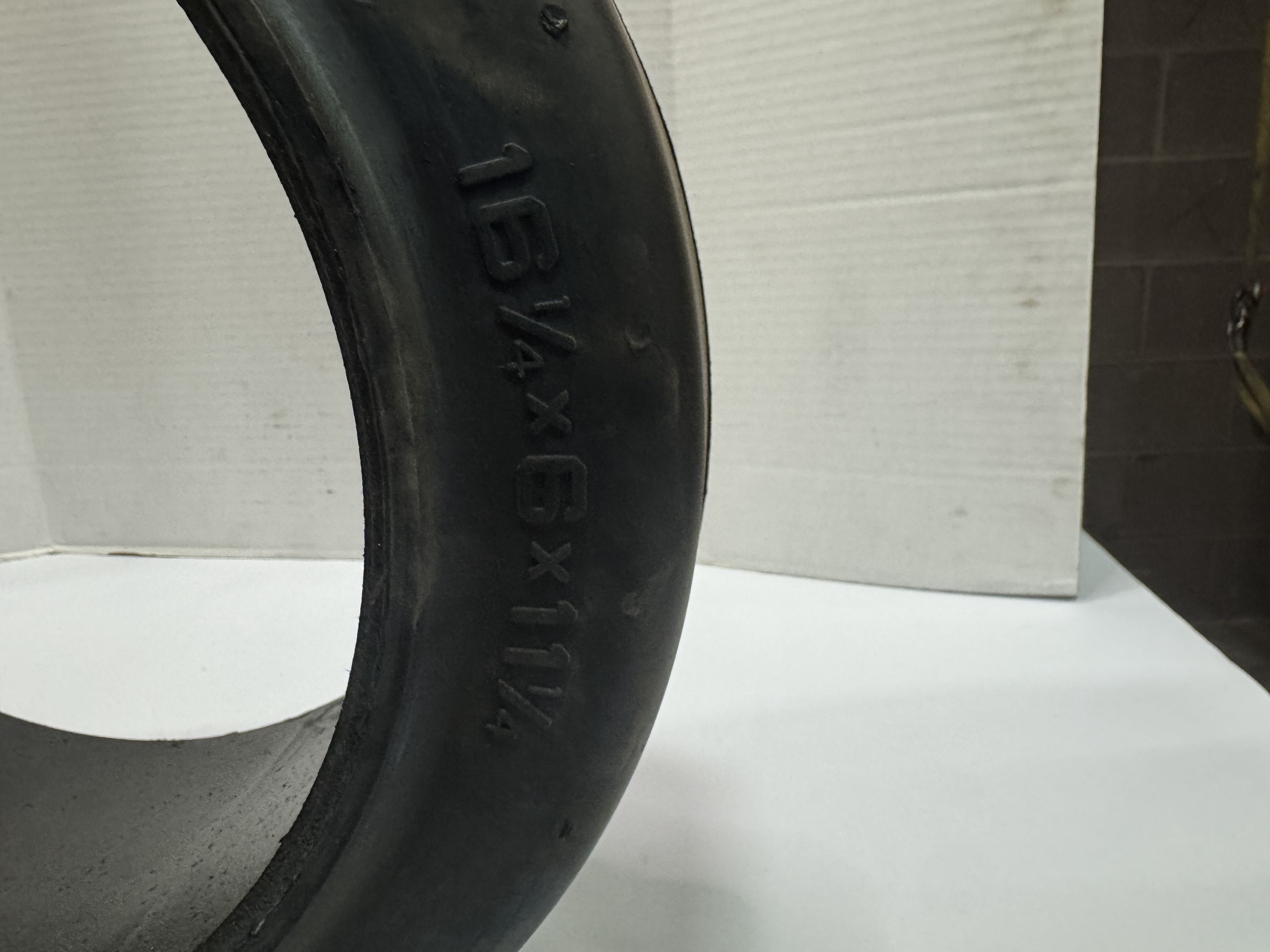 Press On Industrial Tire - 161/4x6x111/4 - Document 1