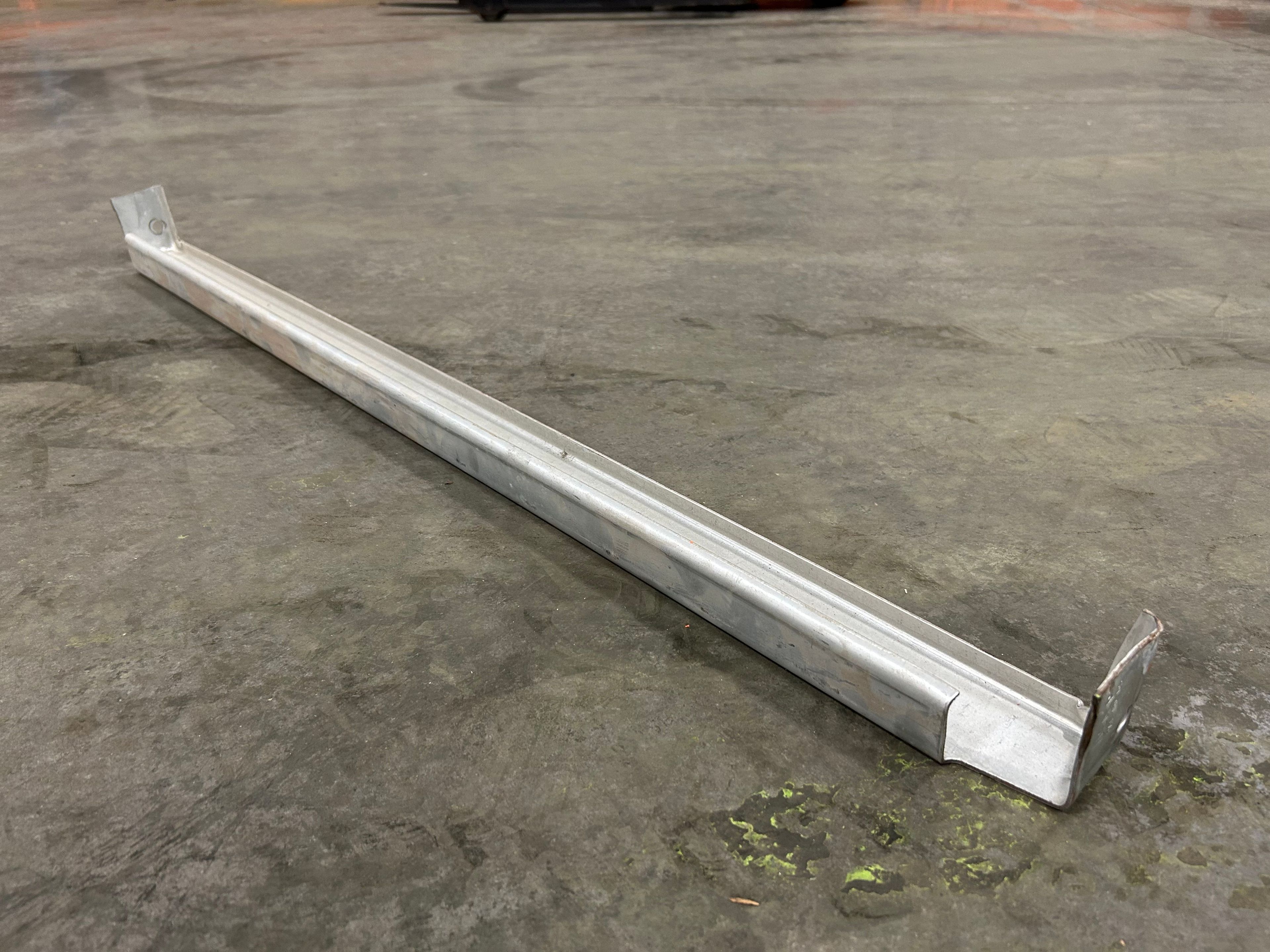 Pallet Support Bars 42" x 2.5" - Document 1