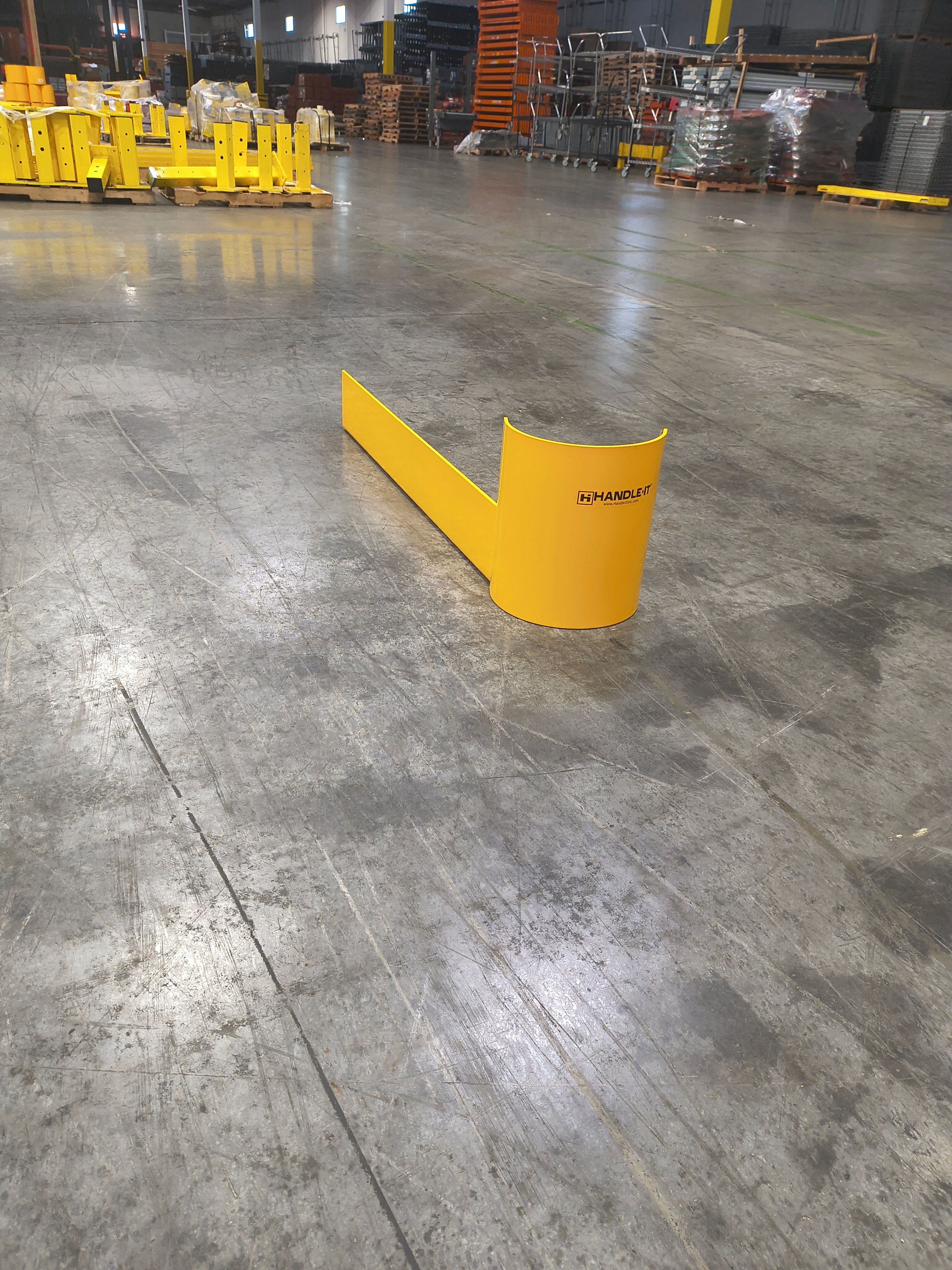 Handle It End of Rack Guard  42" Right - Document 1