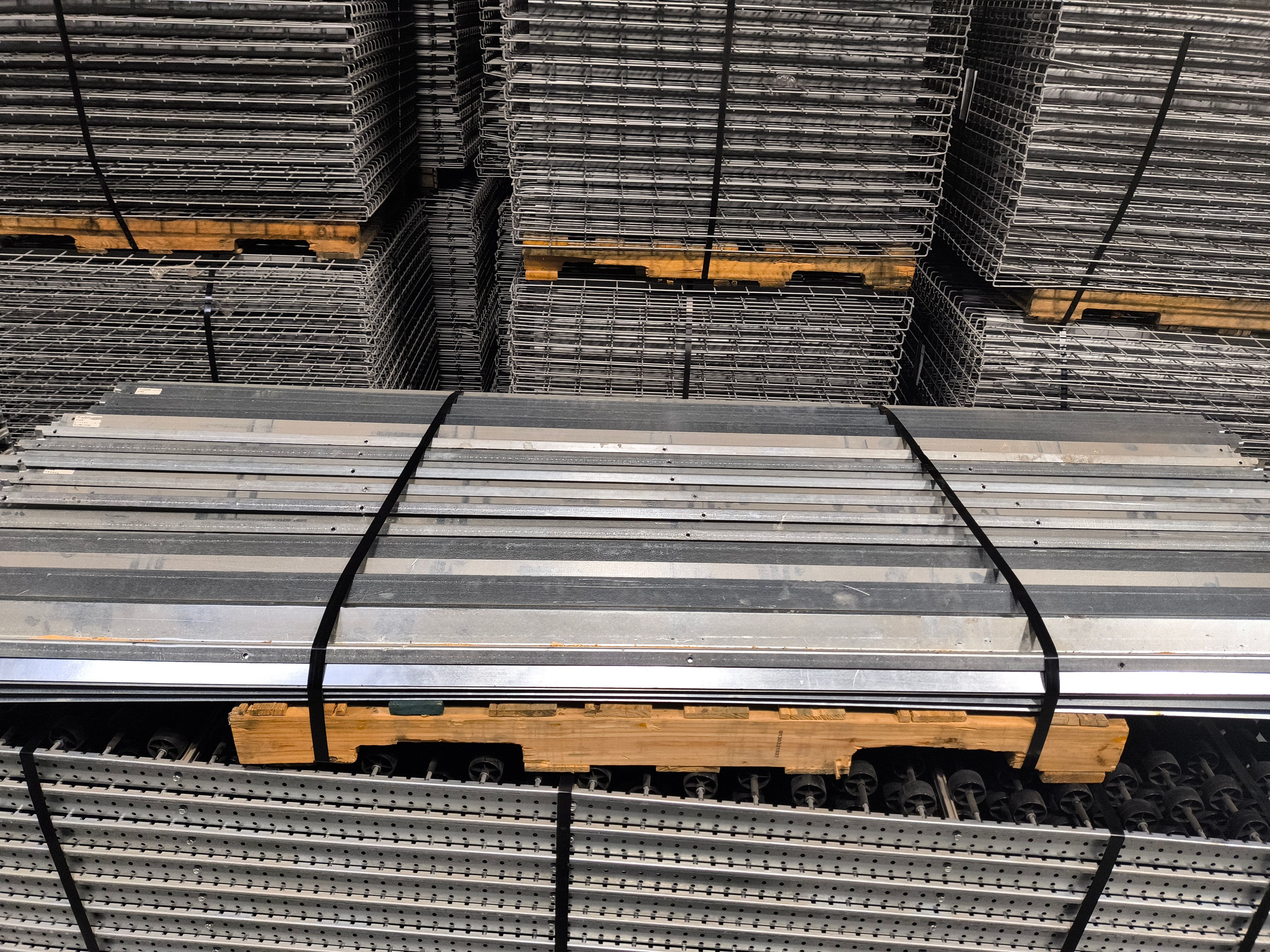 Carton Flow - Back Bracket - 96" - Document 3